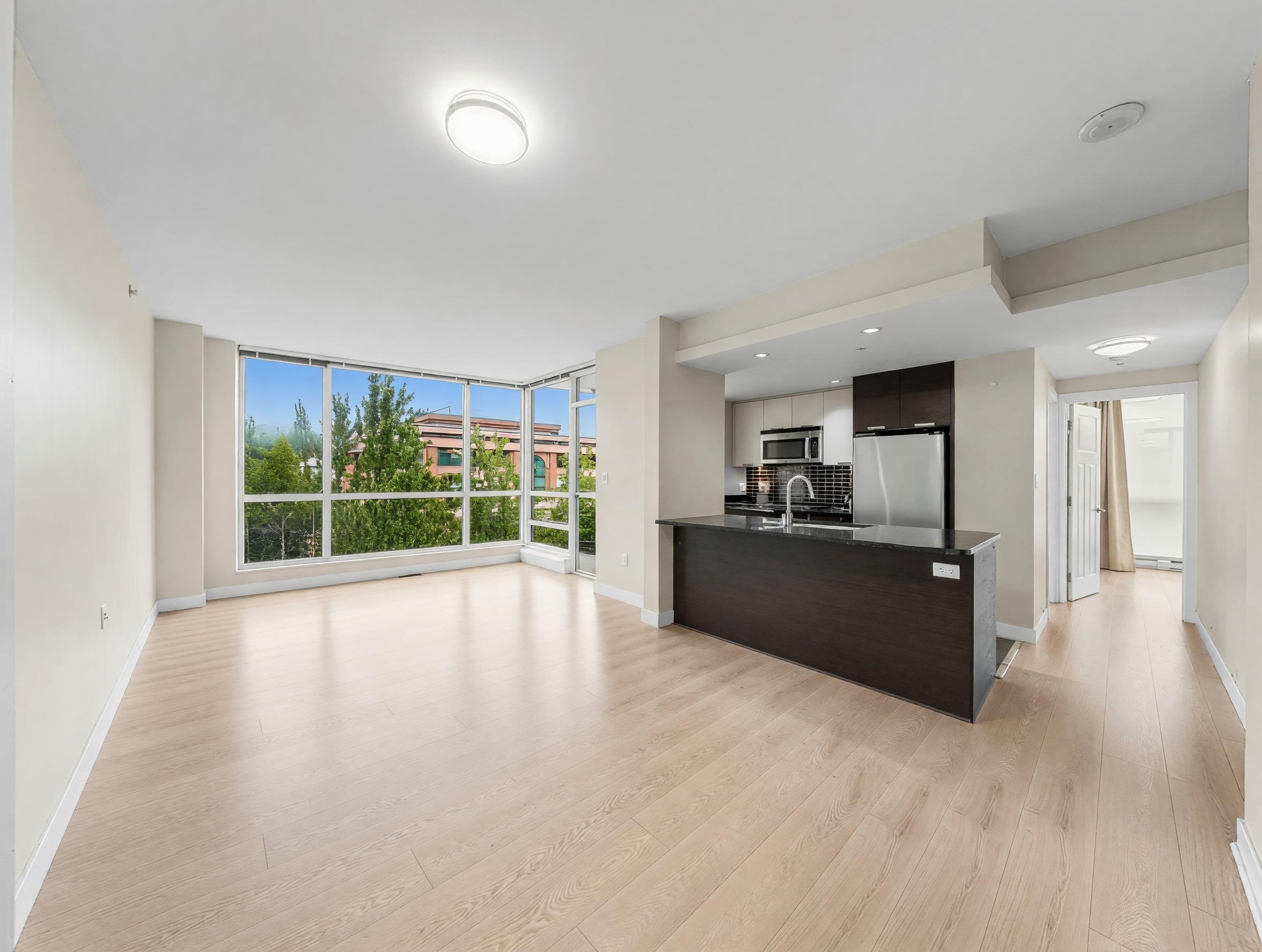 605 2968 GLEN DR., R3157487, BC,