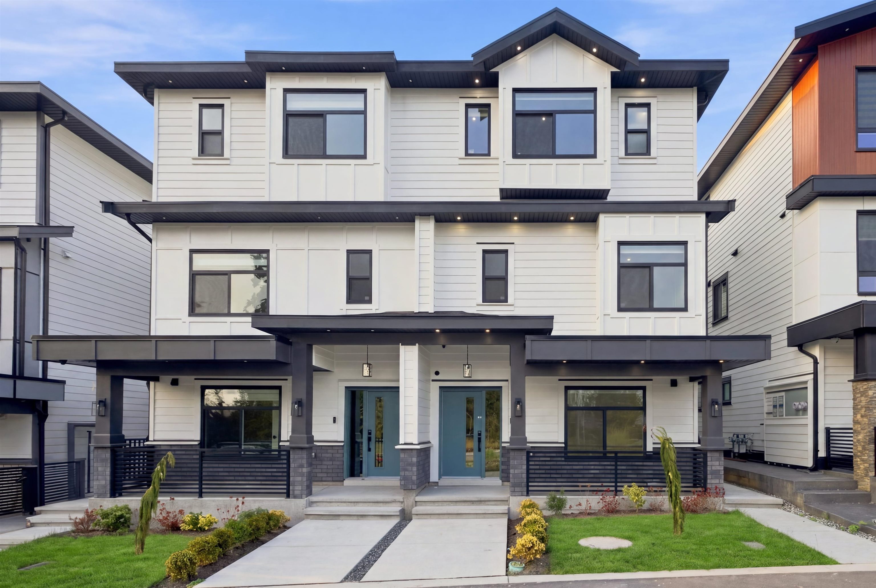 16513 20 AVENUE, Surrey BC V3Z 1J1, R3157506, BC,