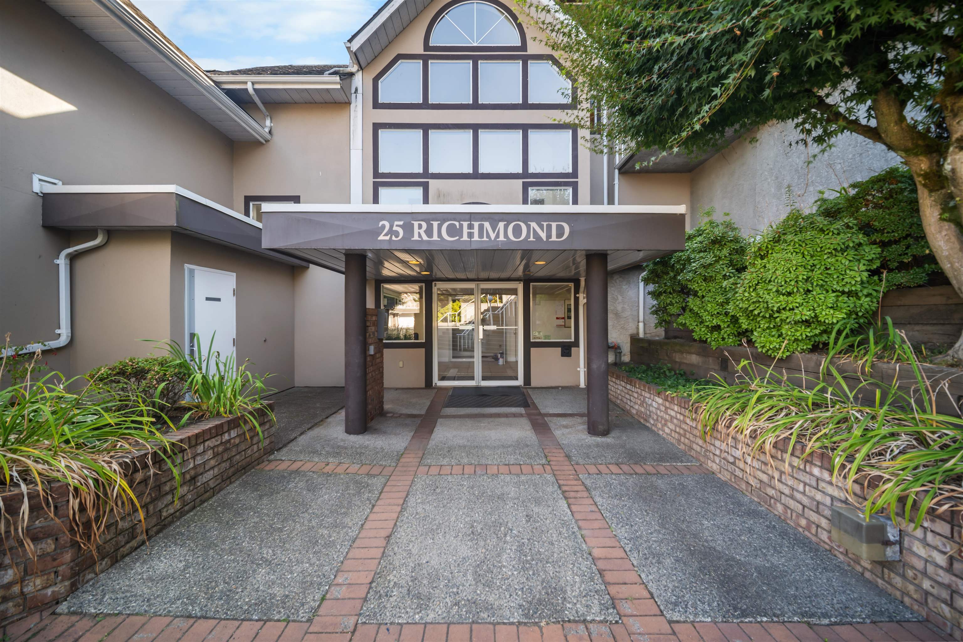 504 25 RICHMOND STREET, R3157554, BC,