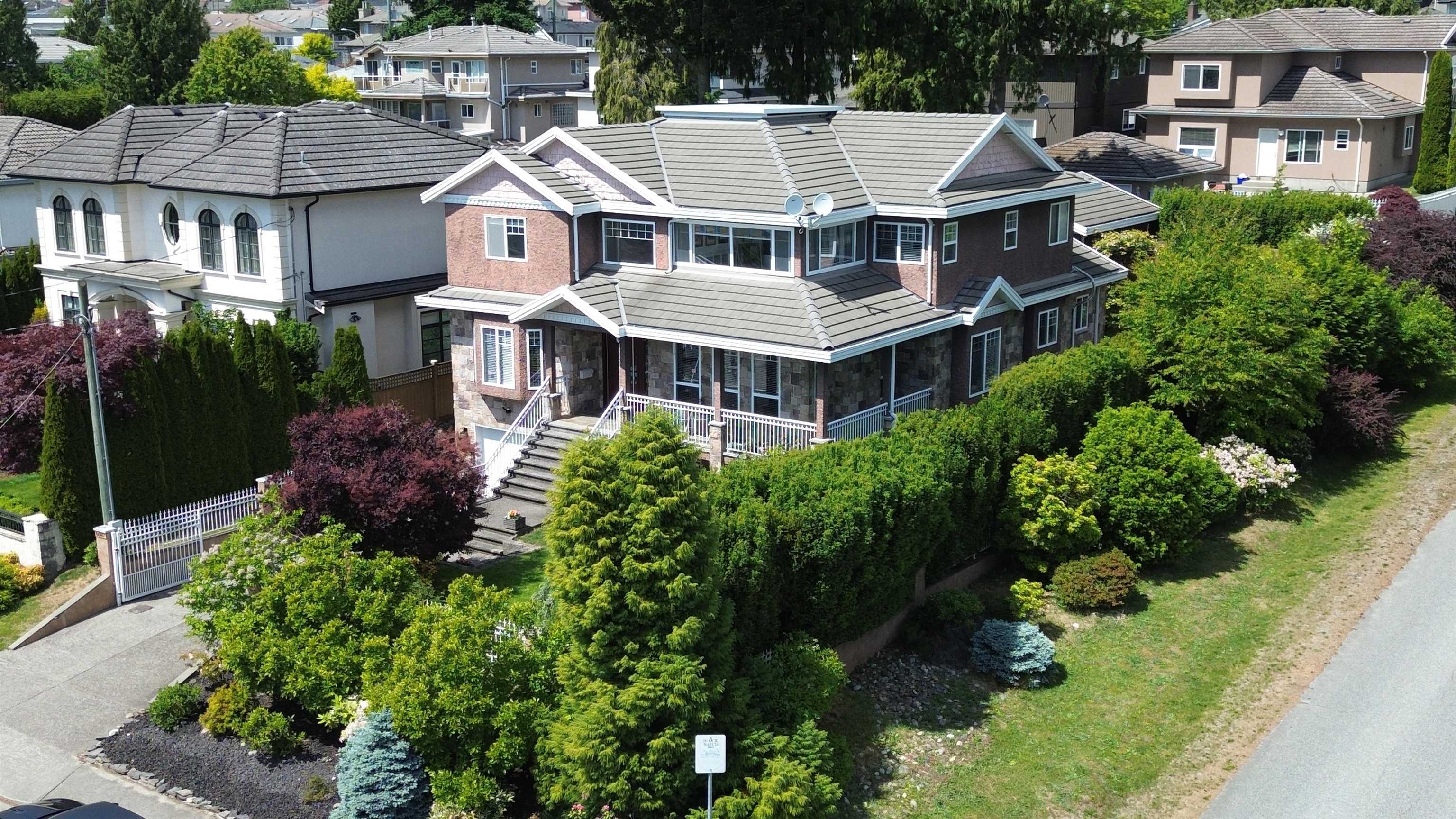 6087 MCKEE STREET, Burnaby BC V5J 2V6, R3157597, BC,