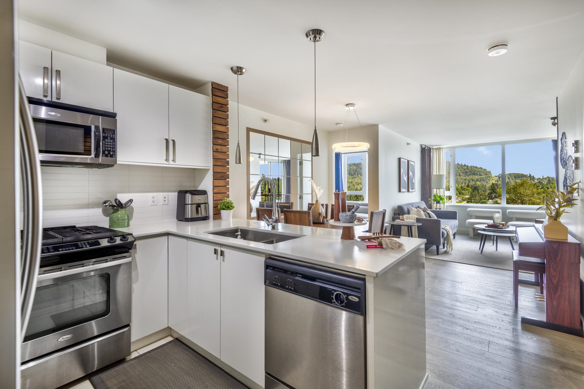 1606 9868 CAMERON STREET, R3157636, BC,