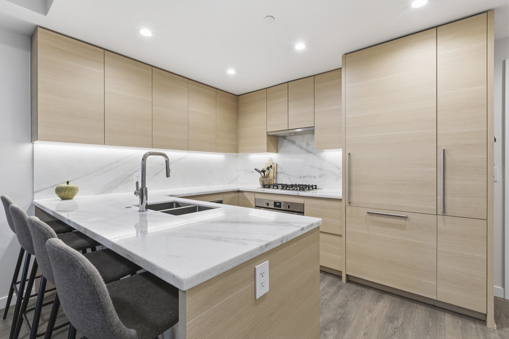 308 308 MORRISSEY ROAD, R3157688, BC,