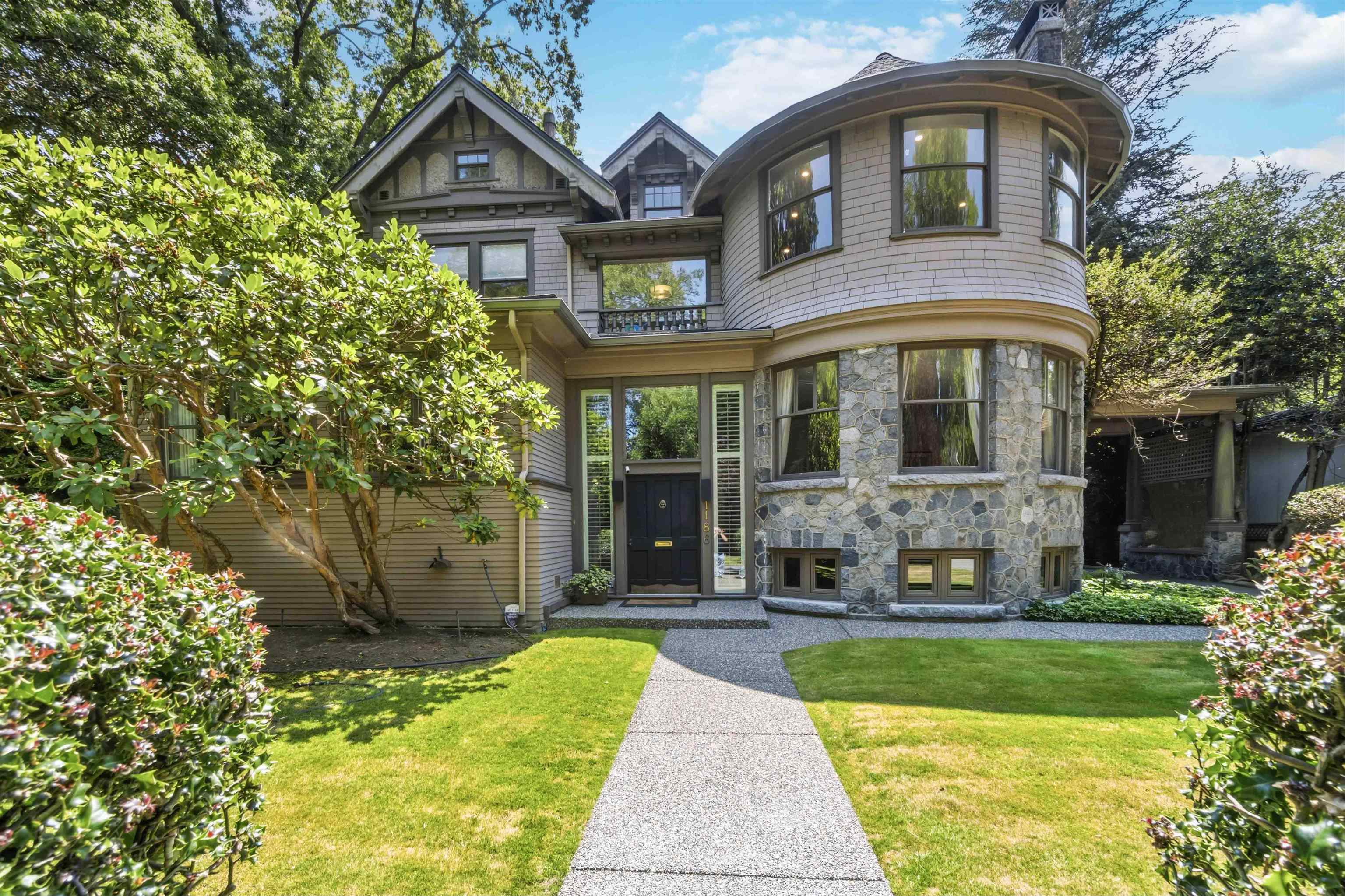 1188 LAURIER AVENUE, Vancouver BC V6H 1Y5, R3157706, BC,