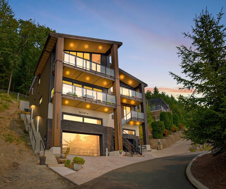 4 36228 SANDRINGHAM DRIVE, R3157718, BC,