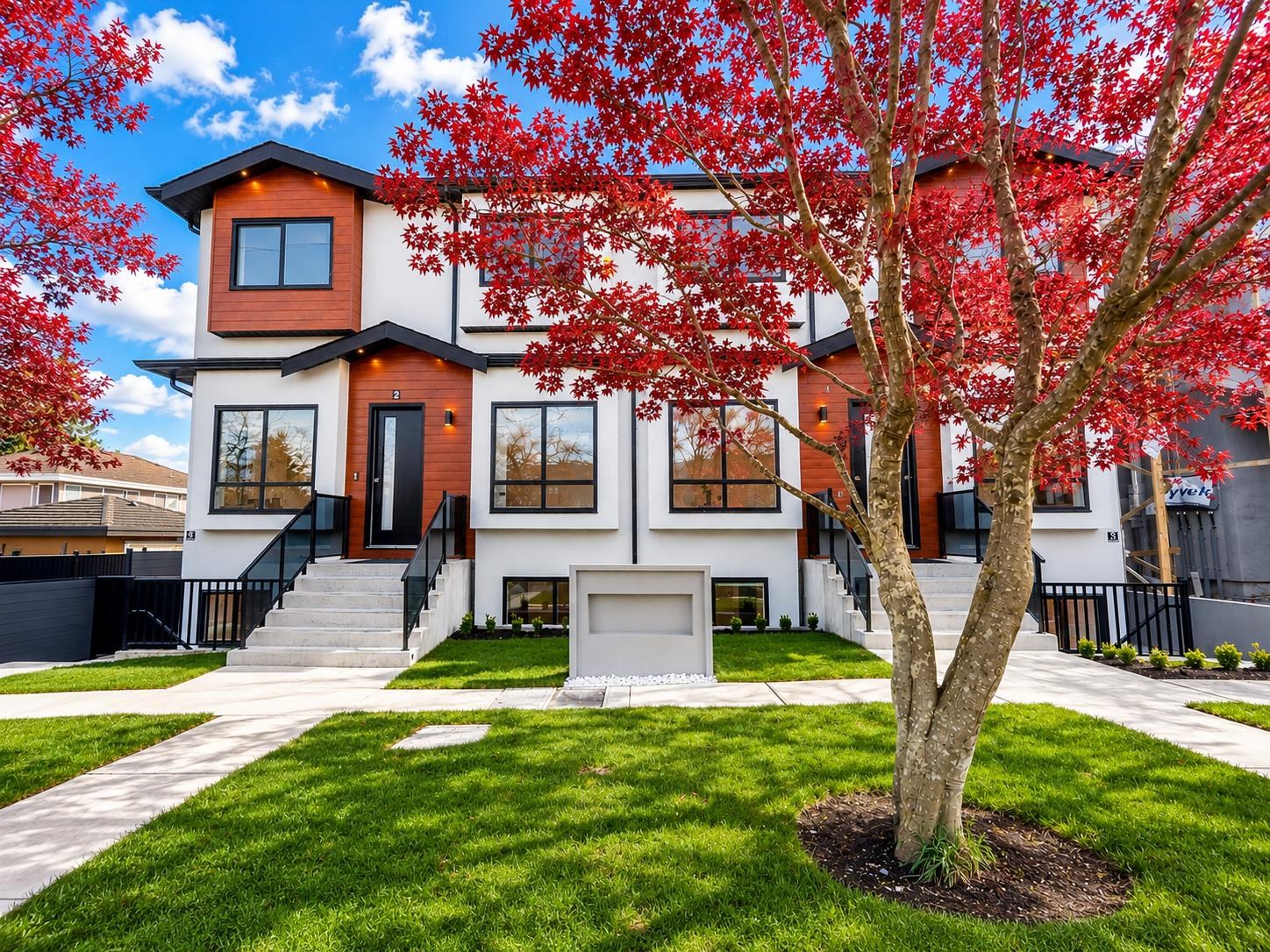4 6692 NAPIER STREET, R3157750, BC,
