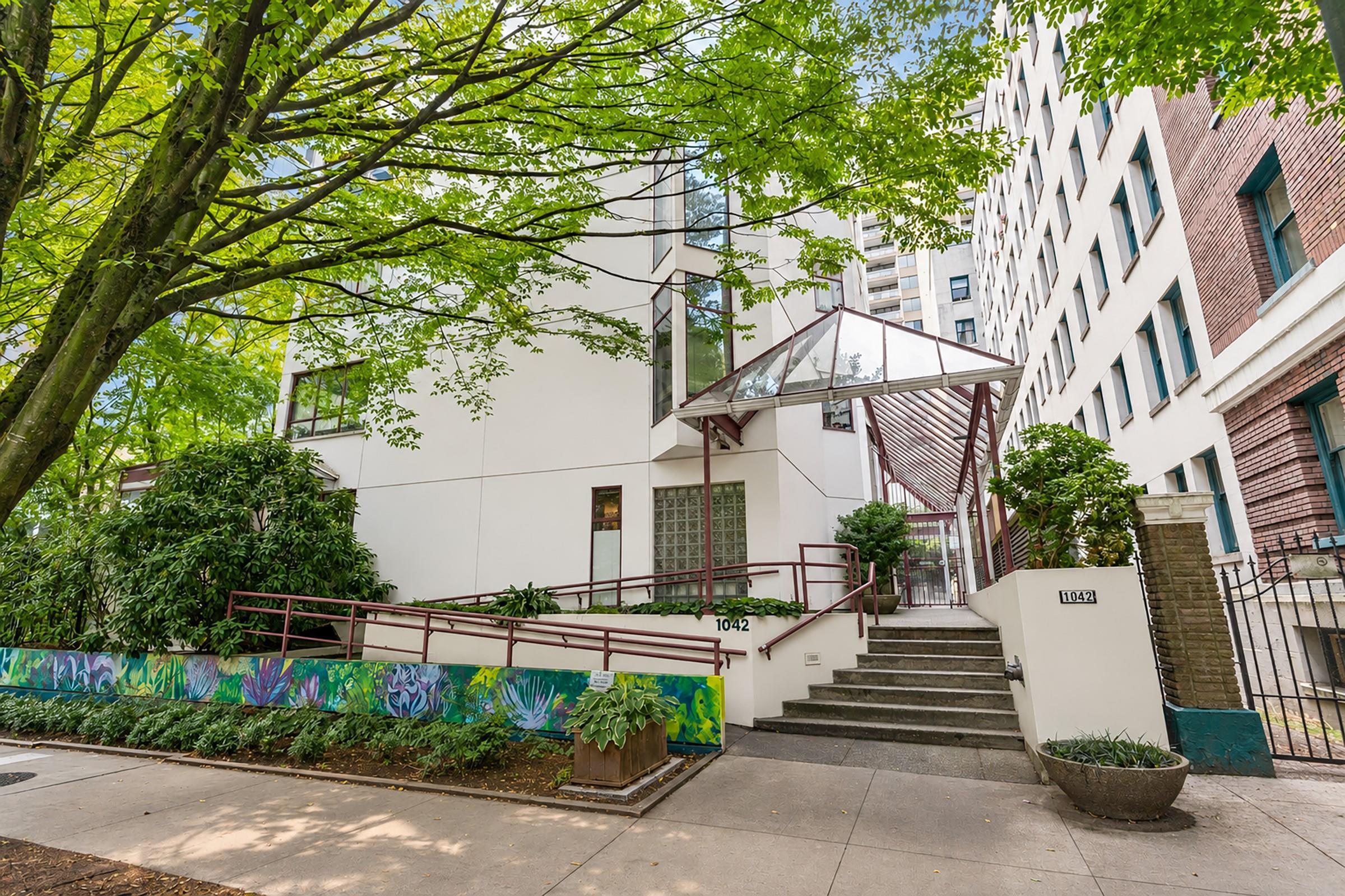 602 1042 NELSON STREET, R3157820, BC,