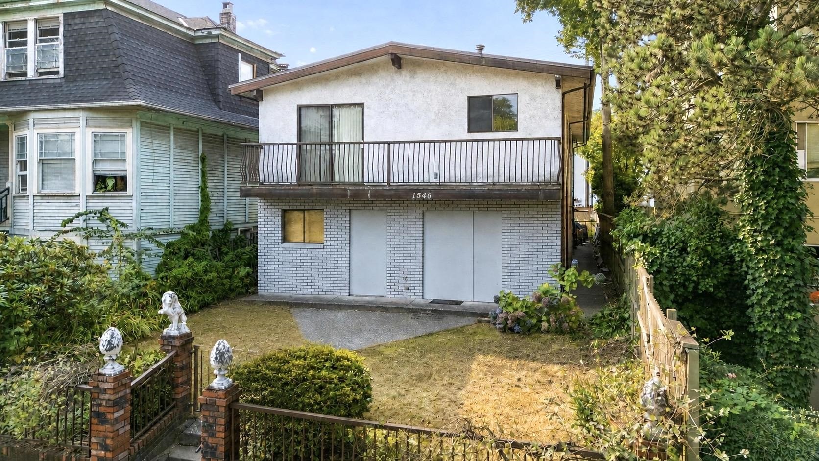 1546 ADANAC STREET, Vancouver BC V5L 2C5, R3157844, BC,