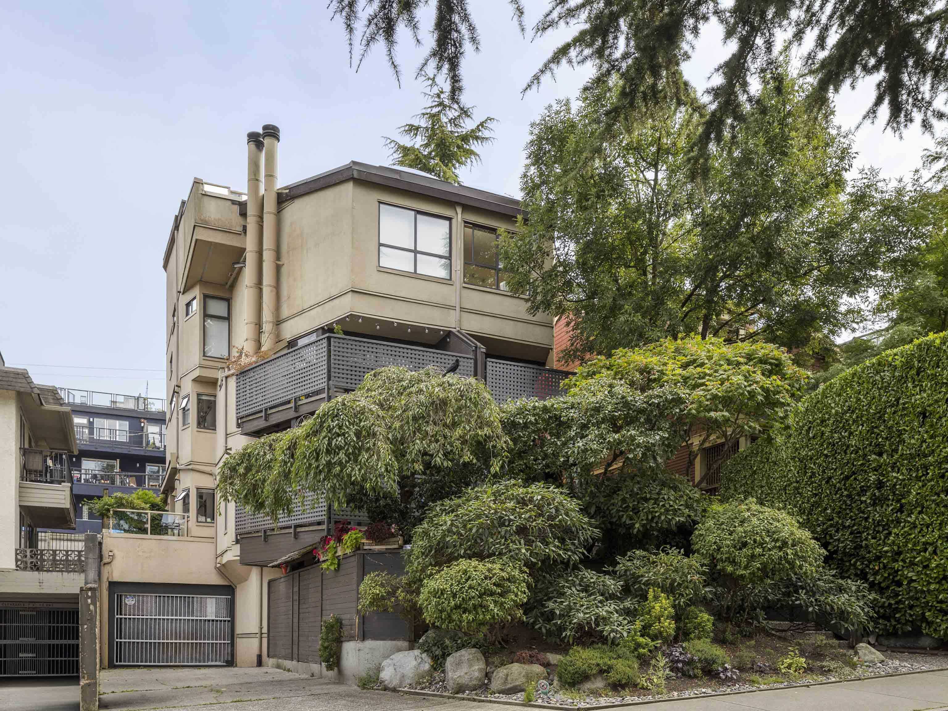 201 2028 3RD AVENUE, R3157870, BC,