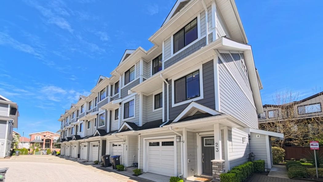 23 189 WOOD STREET, R3157907, BC,