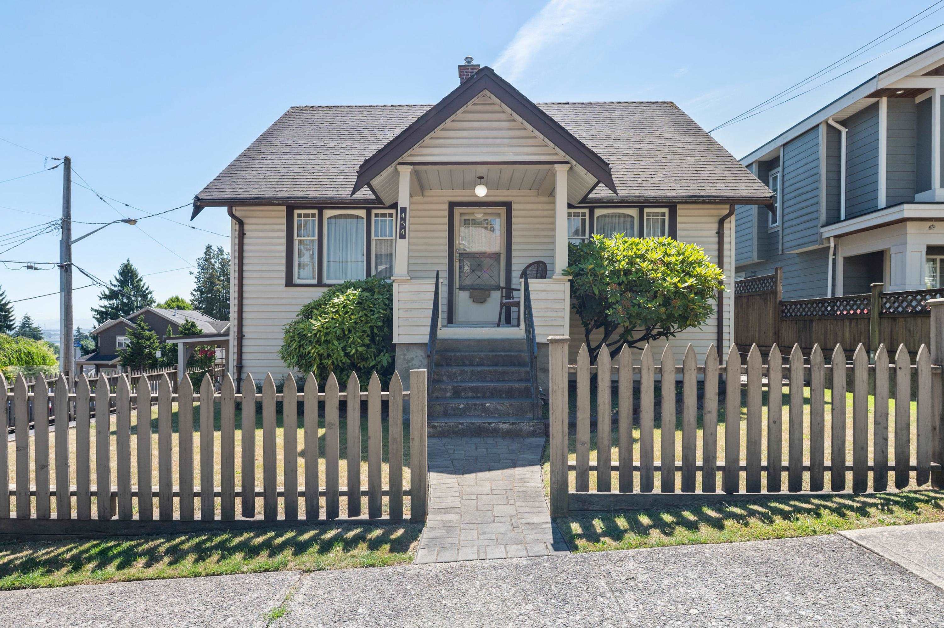 454 ELMER STREET, New Westminster BC V3L 4M5, R3157946, BC,