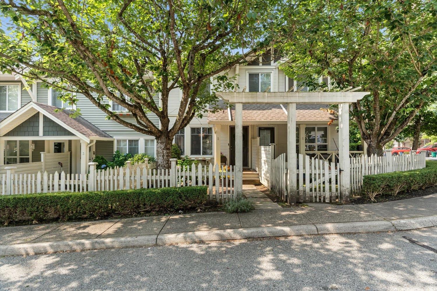 2 4401 BLAUSON BOULEVARD, R3158052, BC,