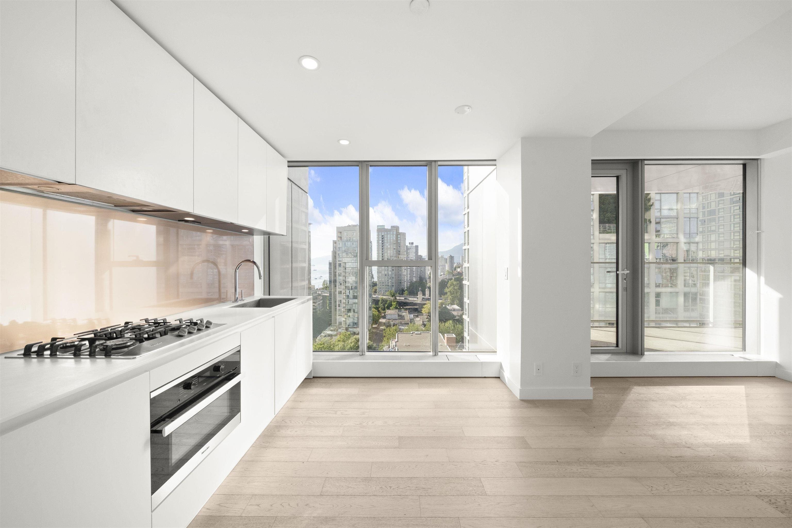 1907 1480 HOWE STREET, R3158062, BC,