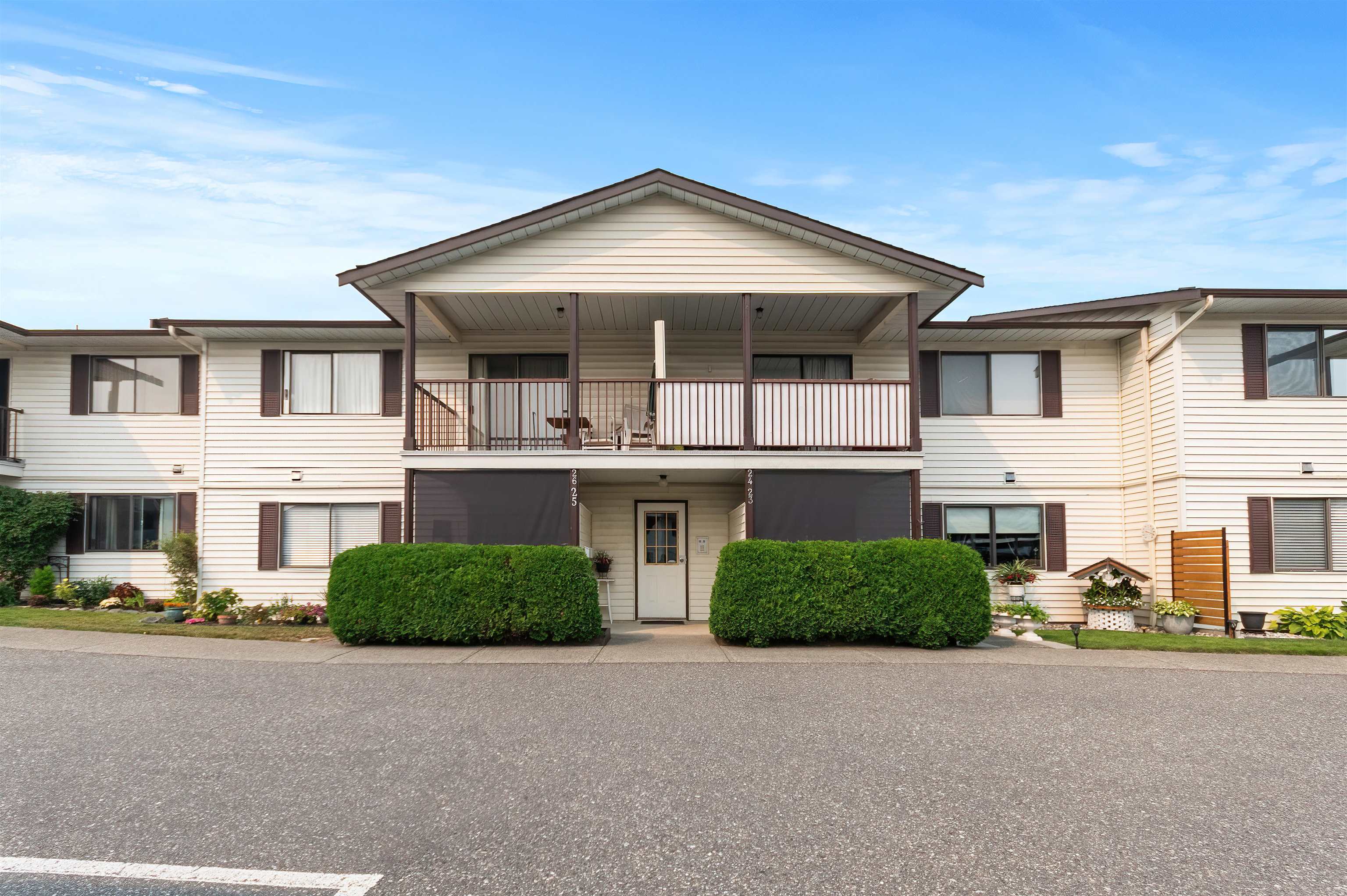 MLS® listing #R3158155 for sale located at 24 7455 HURON STREET