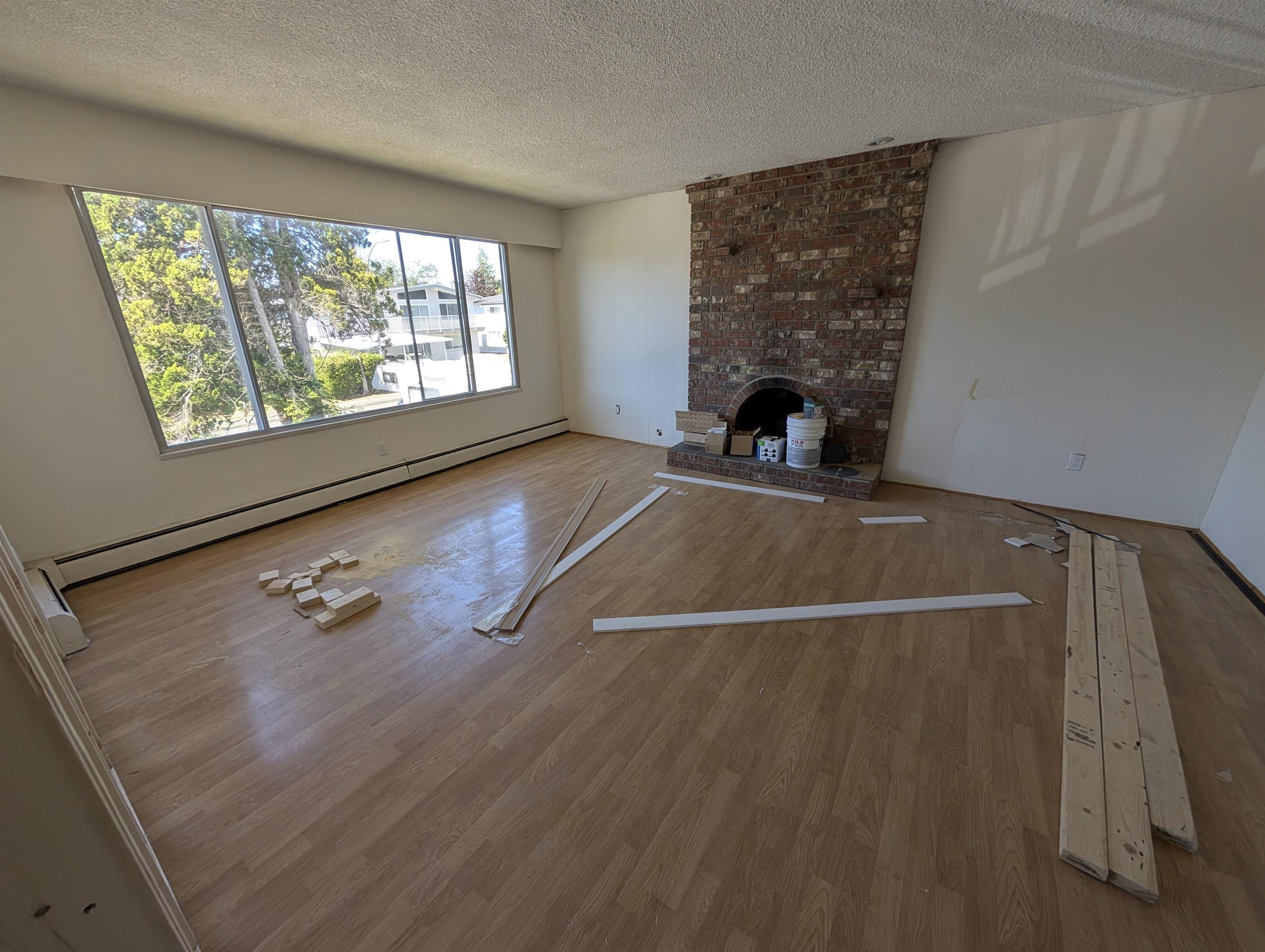 MLS® listing #R3158175 for sale located at 4BED SUITE 10XXX MILFORD ROAD
