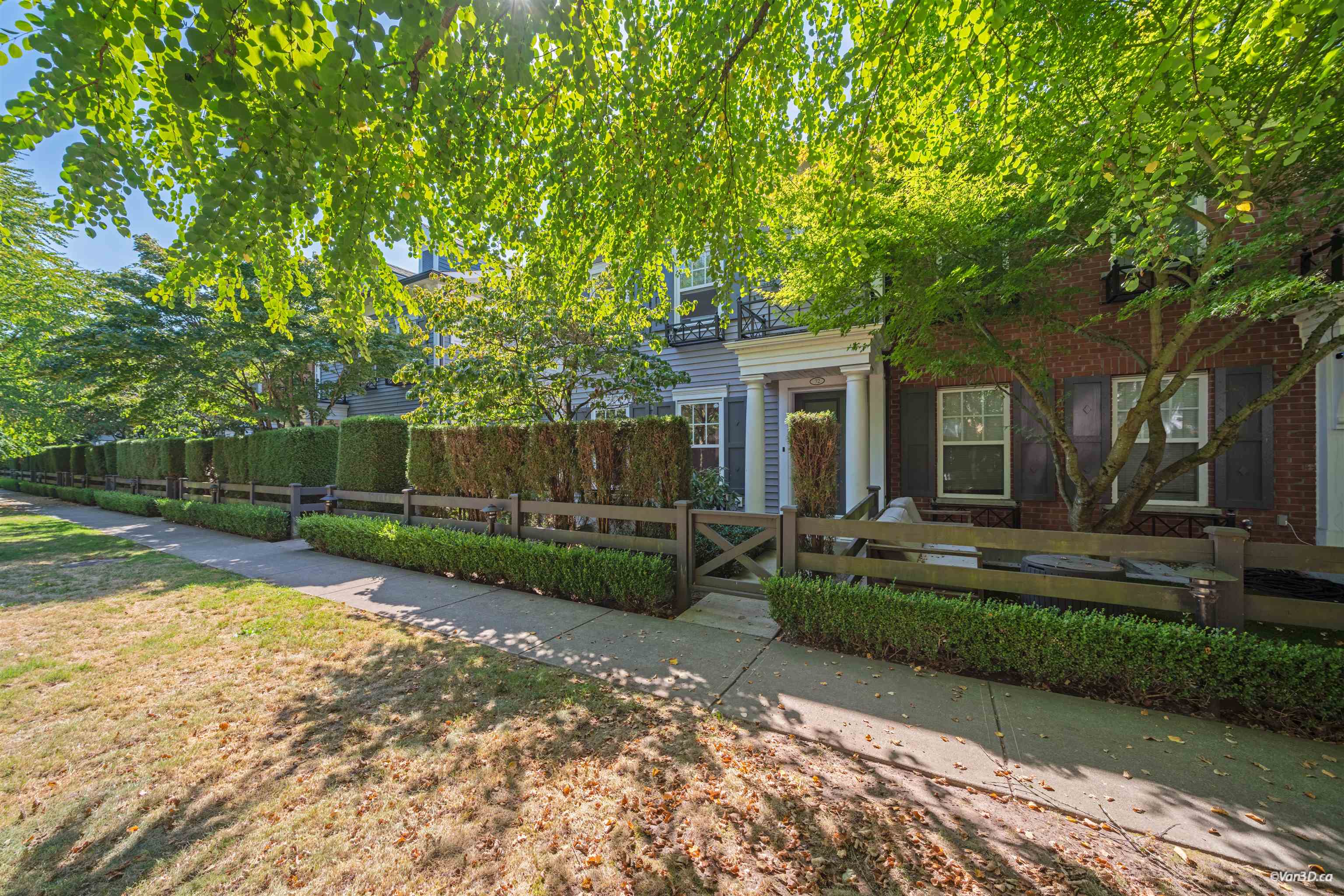 72 688 EDGAR AVENUE, R3158184, BC,