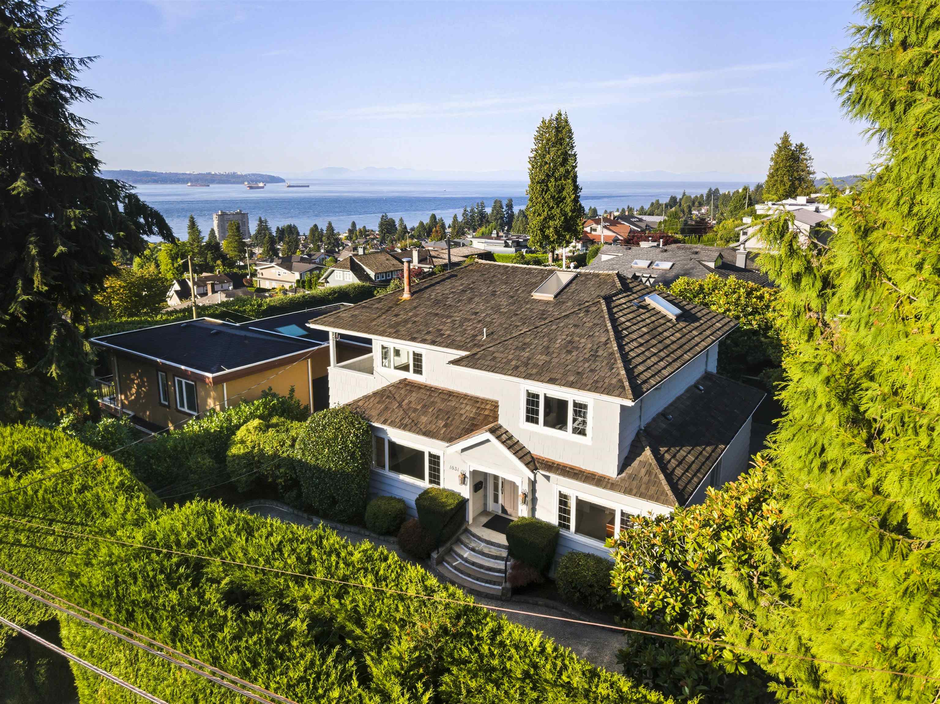 1631 22ND STREET, West Vancouver BC V7V 4E2, R3158207, BC,