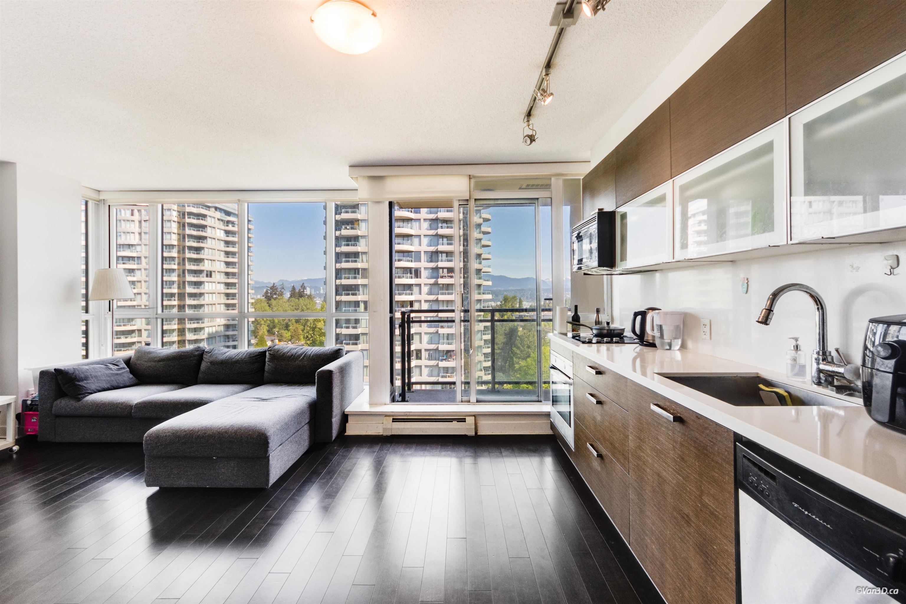 909 10777 UNIVERSITY DRIVE, R3158213, BC,