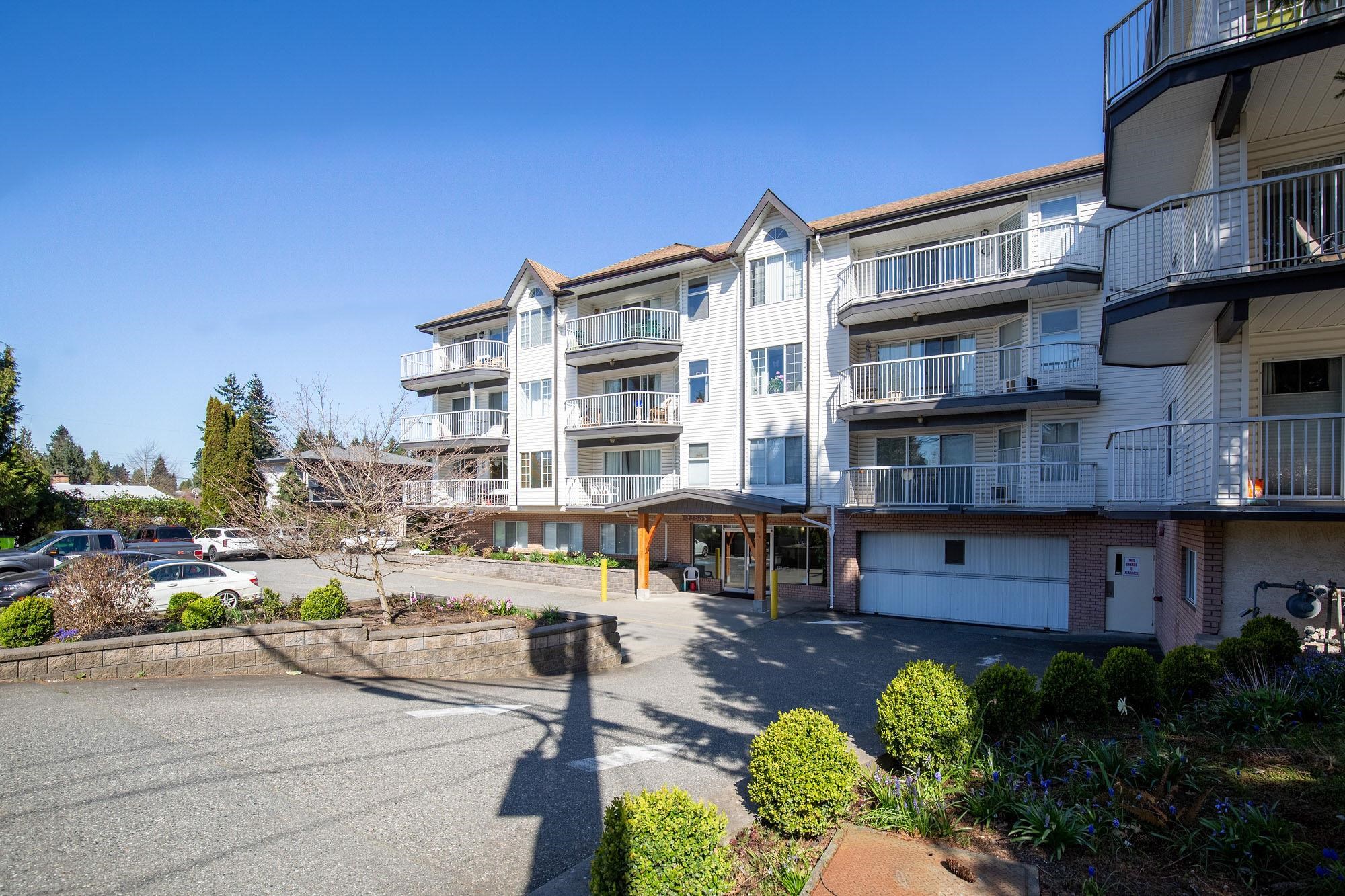 104 33535 KING ROAD, R3158237, BC,