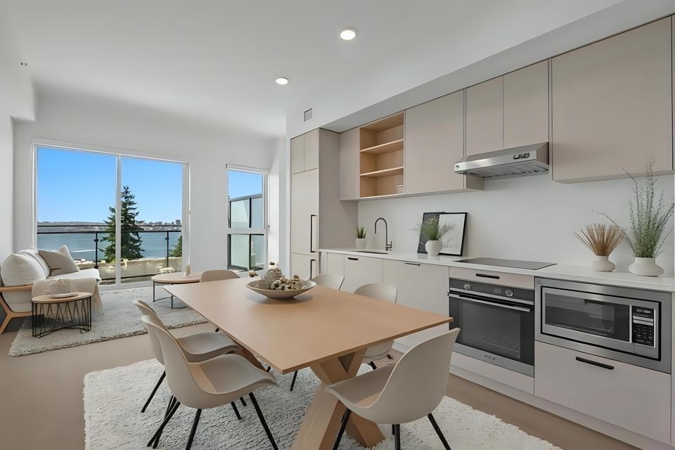 655 422 3RD STREET, R3158293, BC,