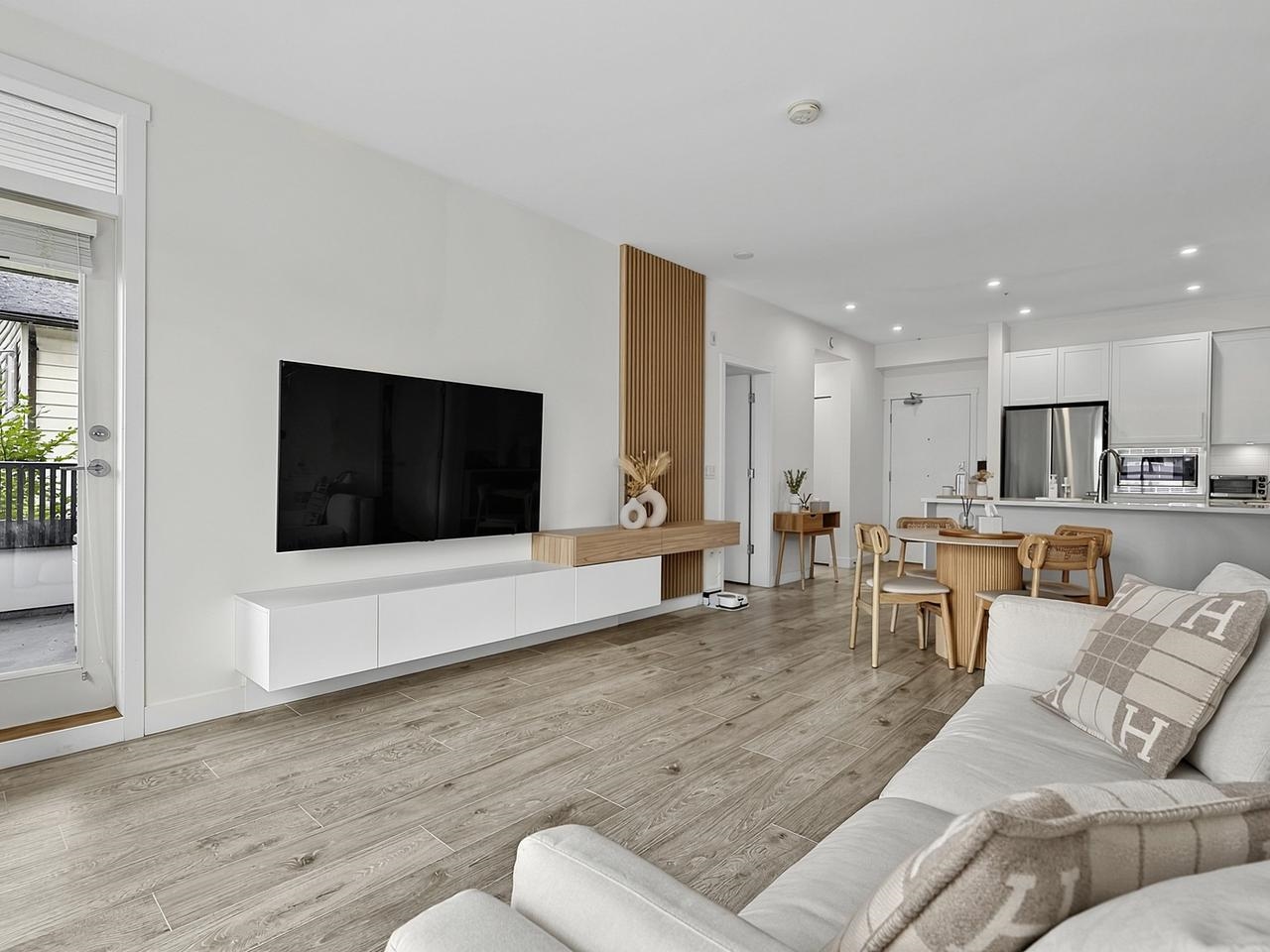201 2160 GRANT AVENUE, R3158321, BC,