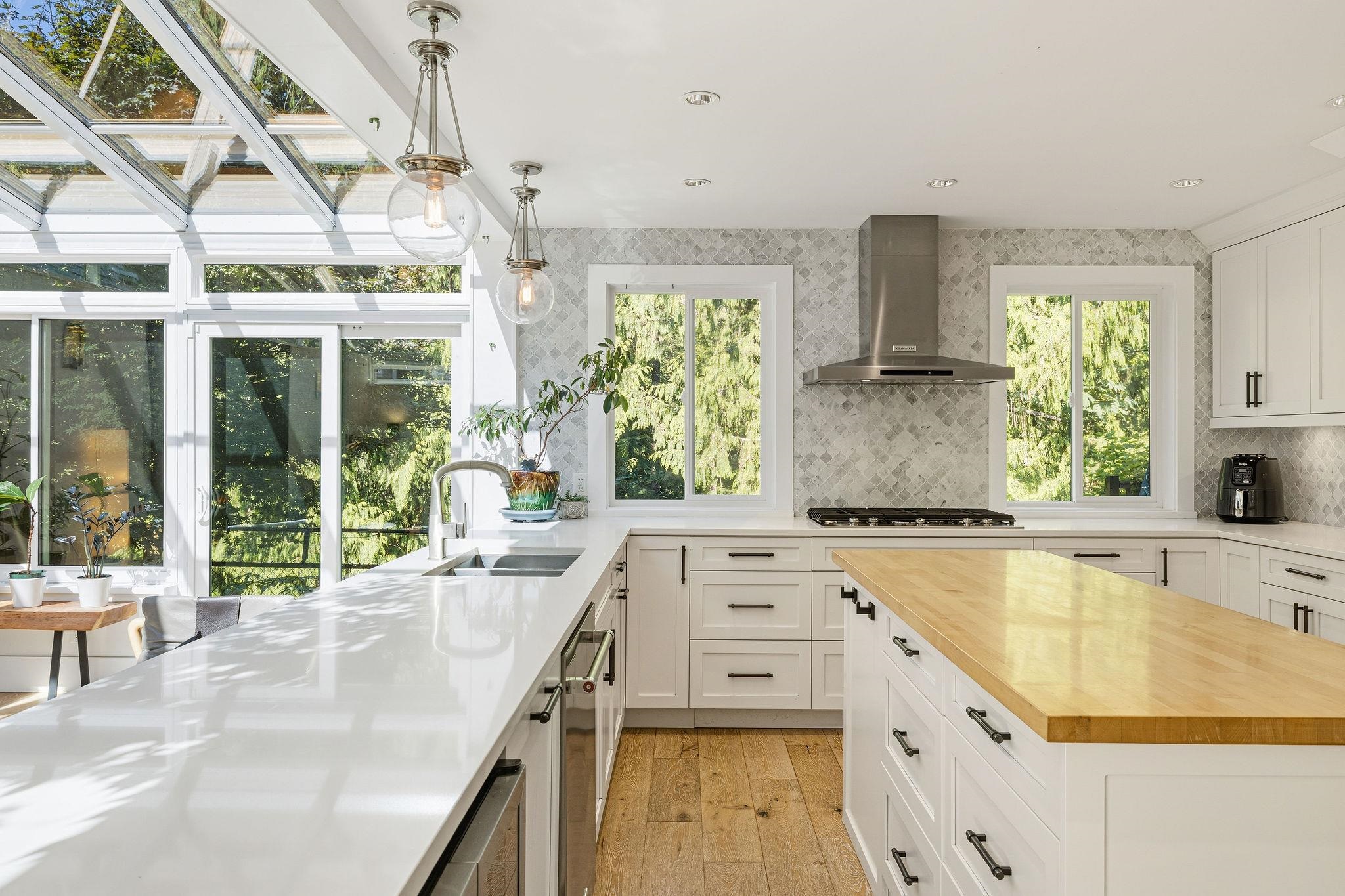 29 3295 SUNNYSIDE ROAD, R3158559, BC,