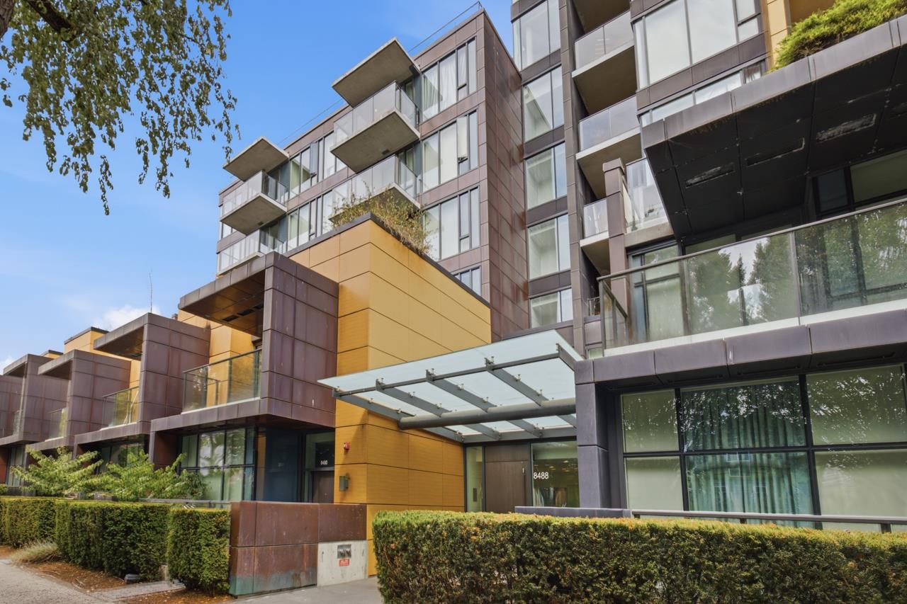 802 8488 CORNISH STREET, R3158569, BC,