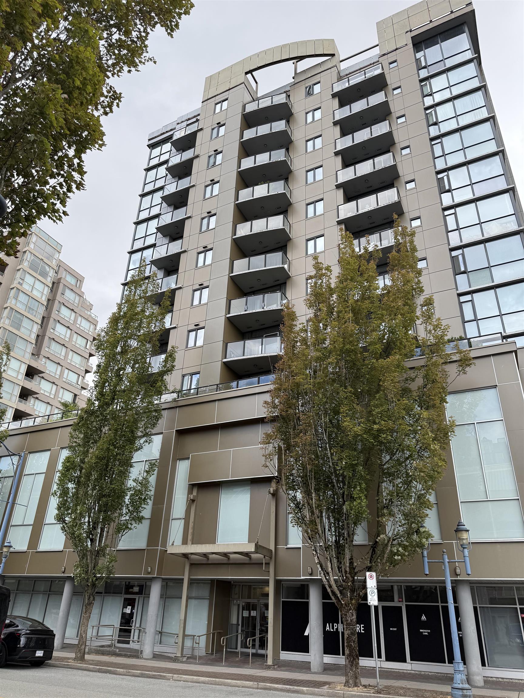 703 6133 BUSWELL STREET, R3158593, BC,