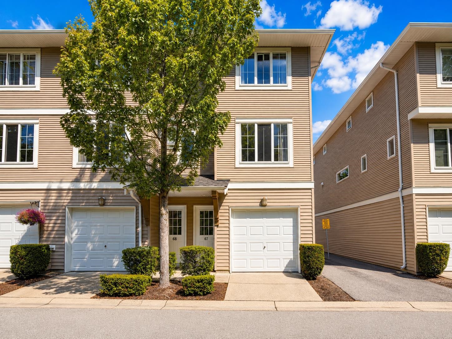 67 15155 62A AVENUE, R3158611, BC,