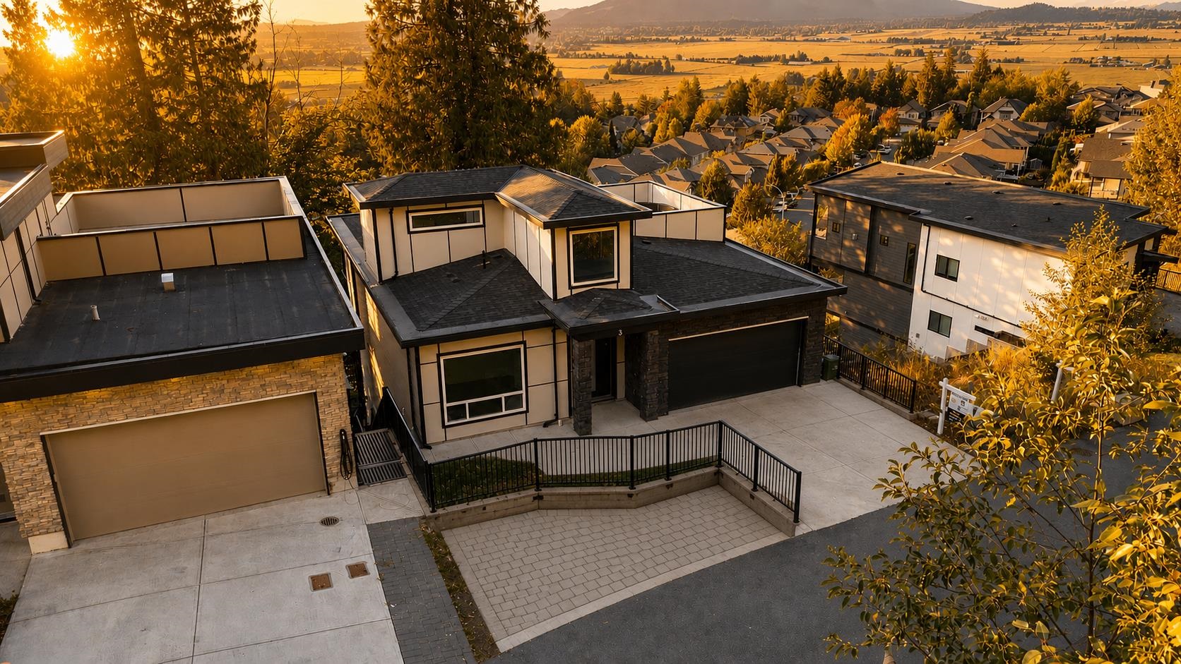 3 5988 LINDEMAN STREET, R3158702, BC,