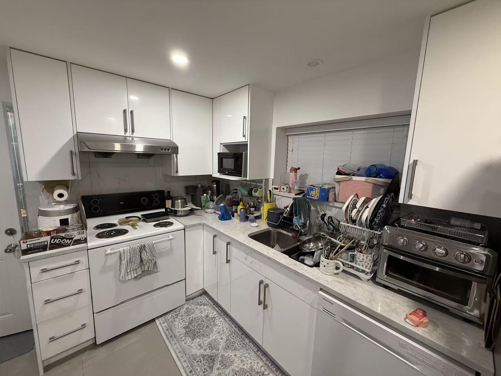682 SPERLING AVENUE, Burnaby BC V5B 4H5, R3158718, BC,