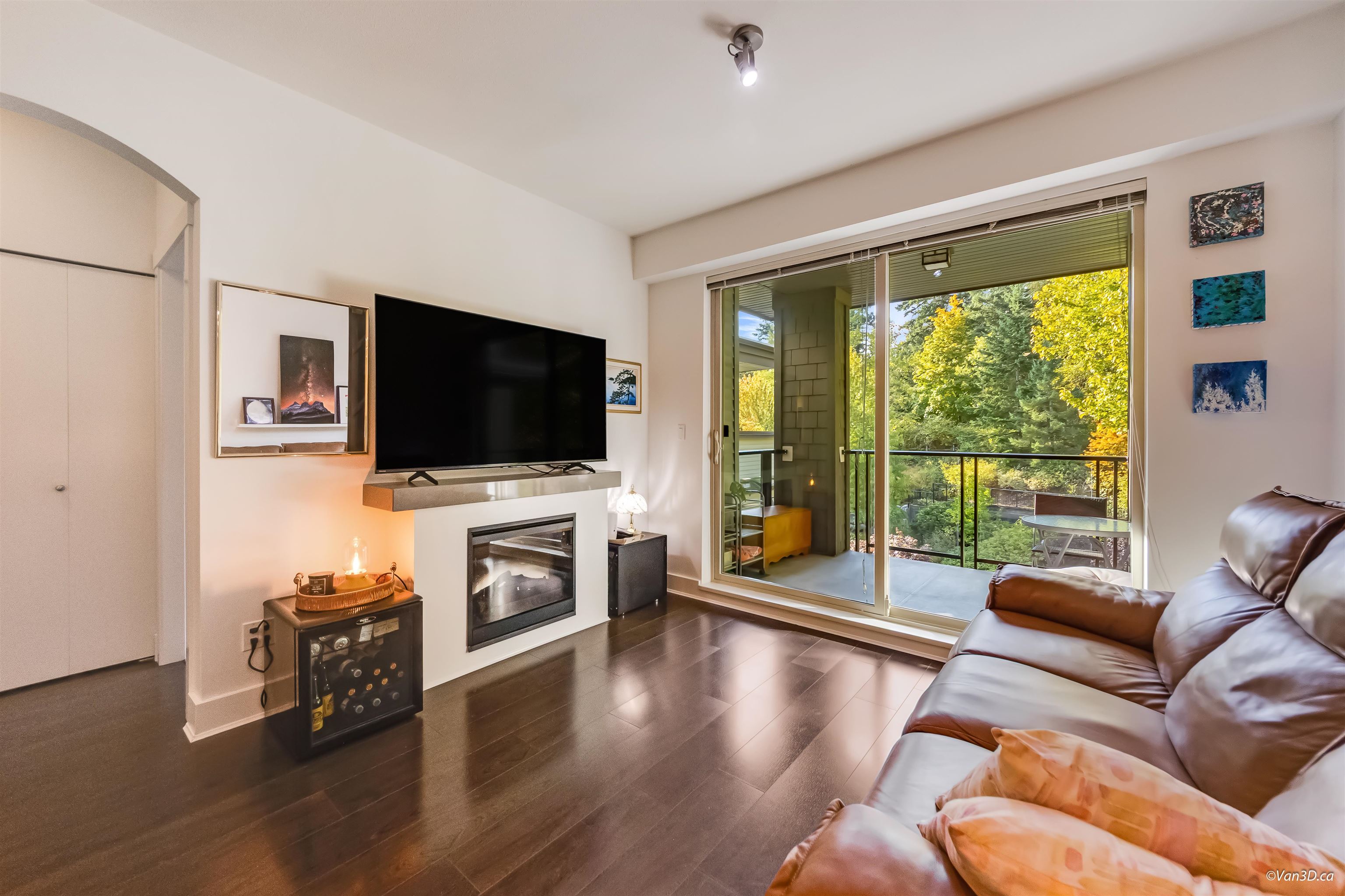 301 7418 BYRNEPARK WALK, R3158745, BC,