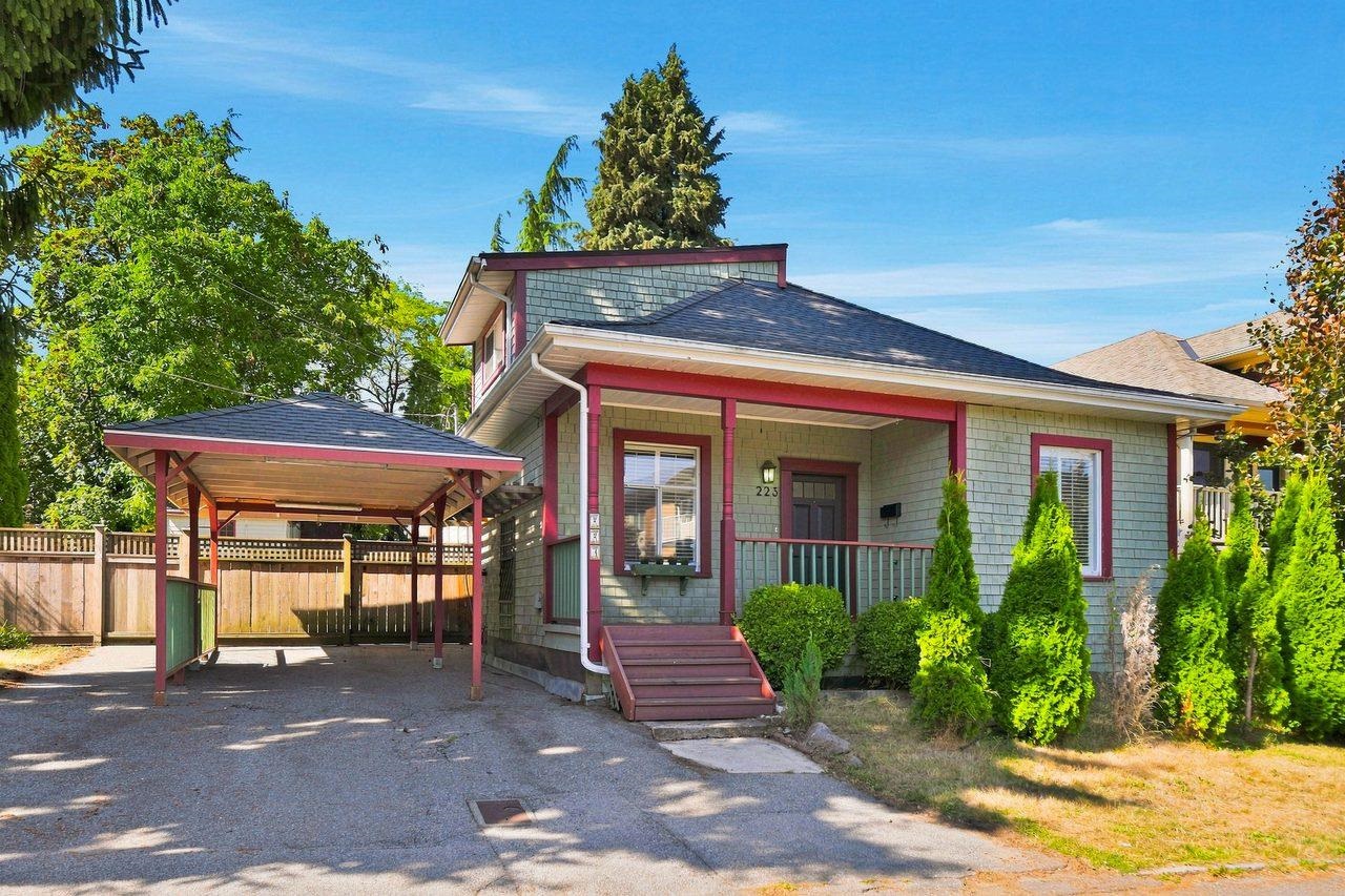 223 MANITOBA STREET, New Westminster BC V3L 1J3, R3158761, BC,