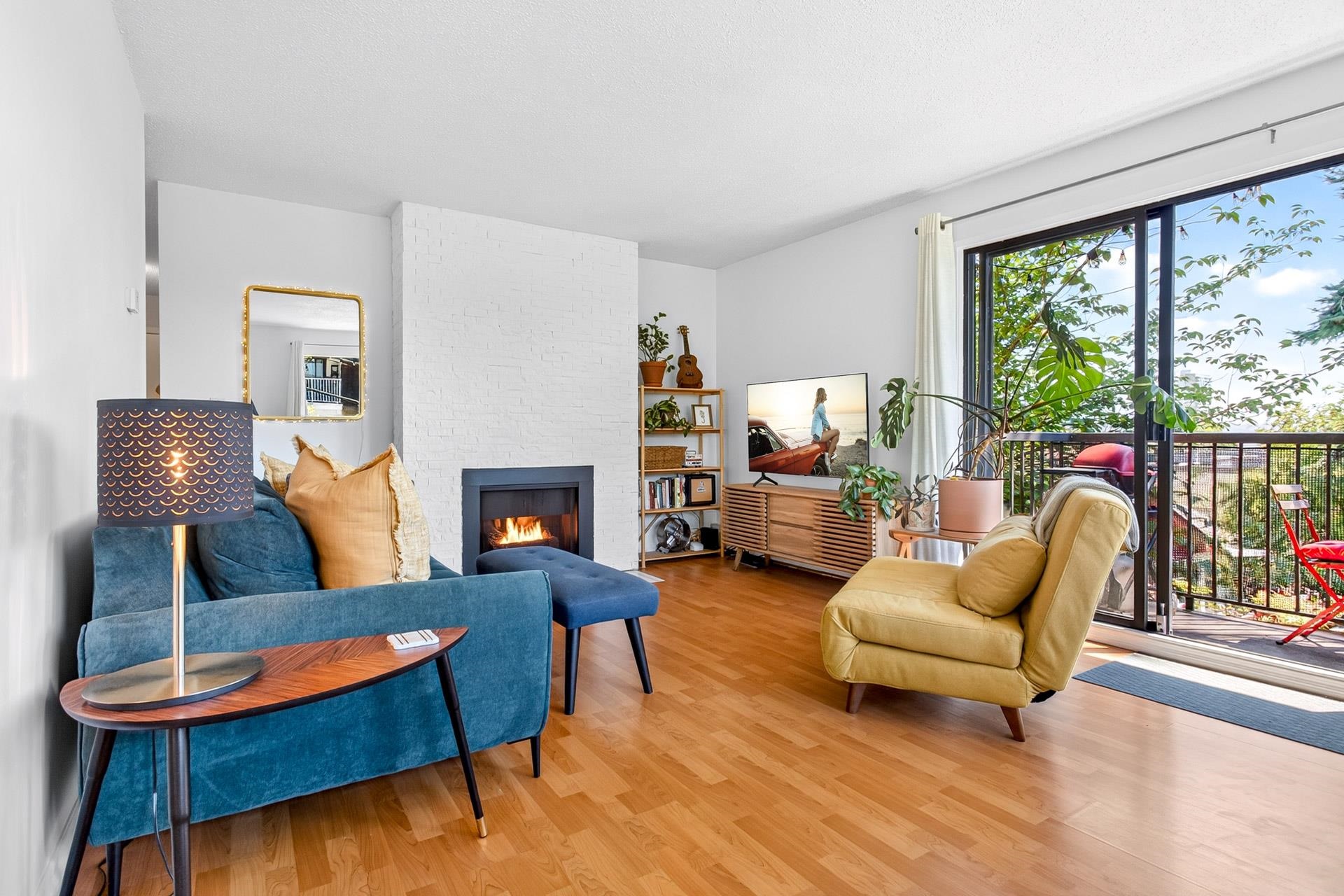 201 338 WARD STREET, R3158802, BC,