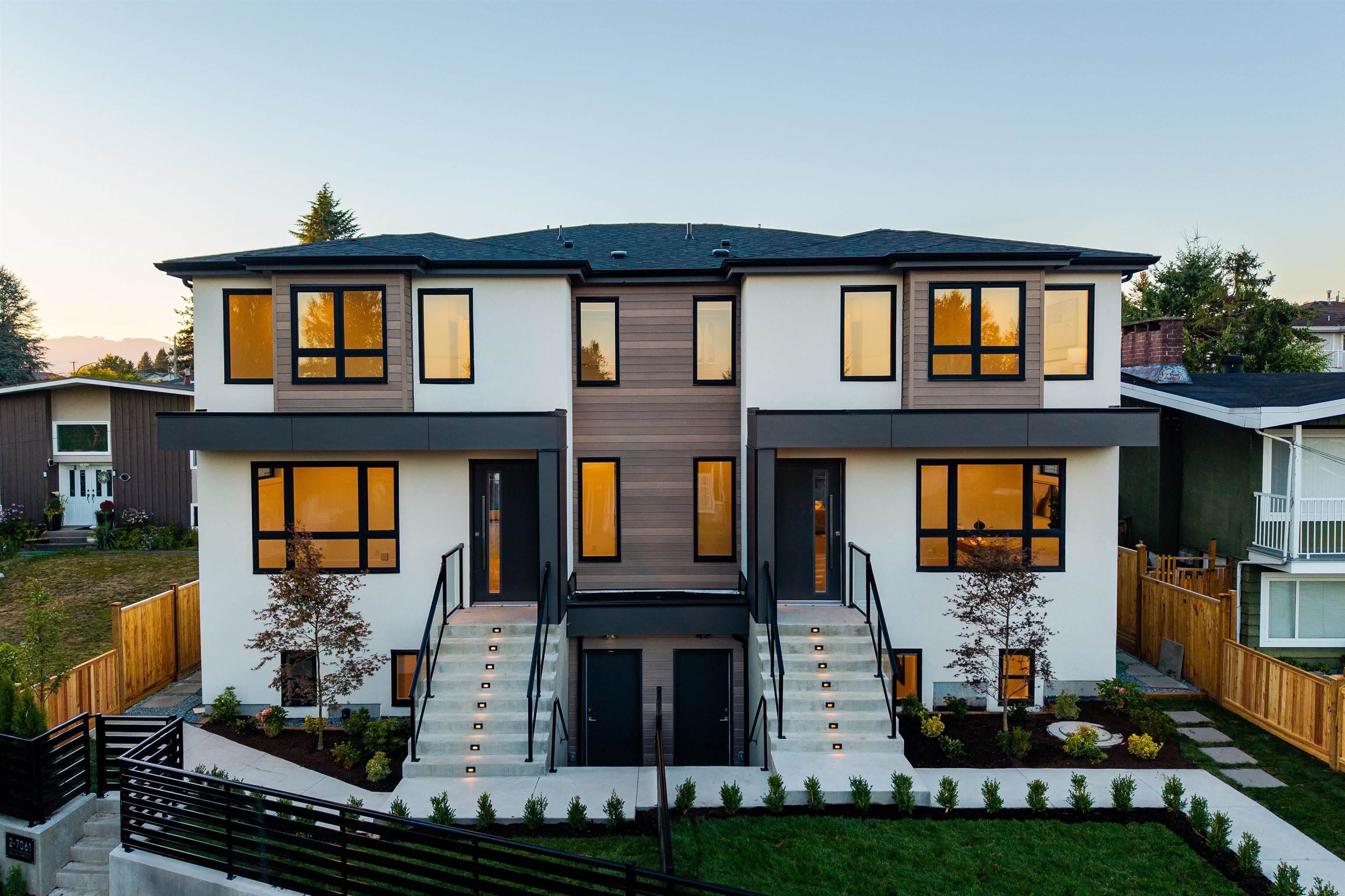 2 7061 PAULUS CRESCENT, R3158834, BC,