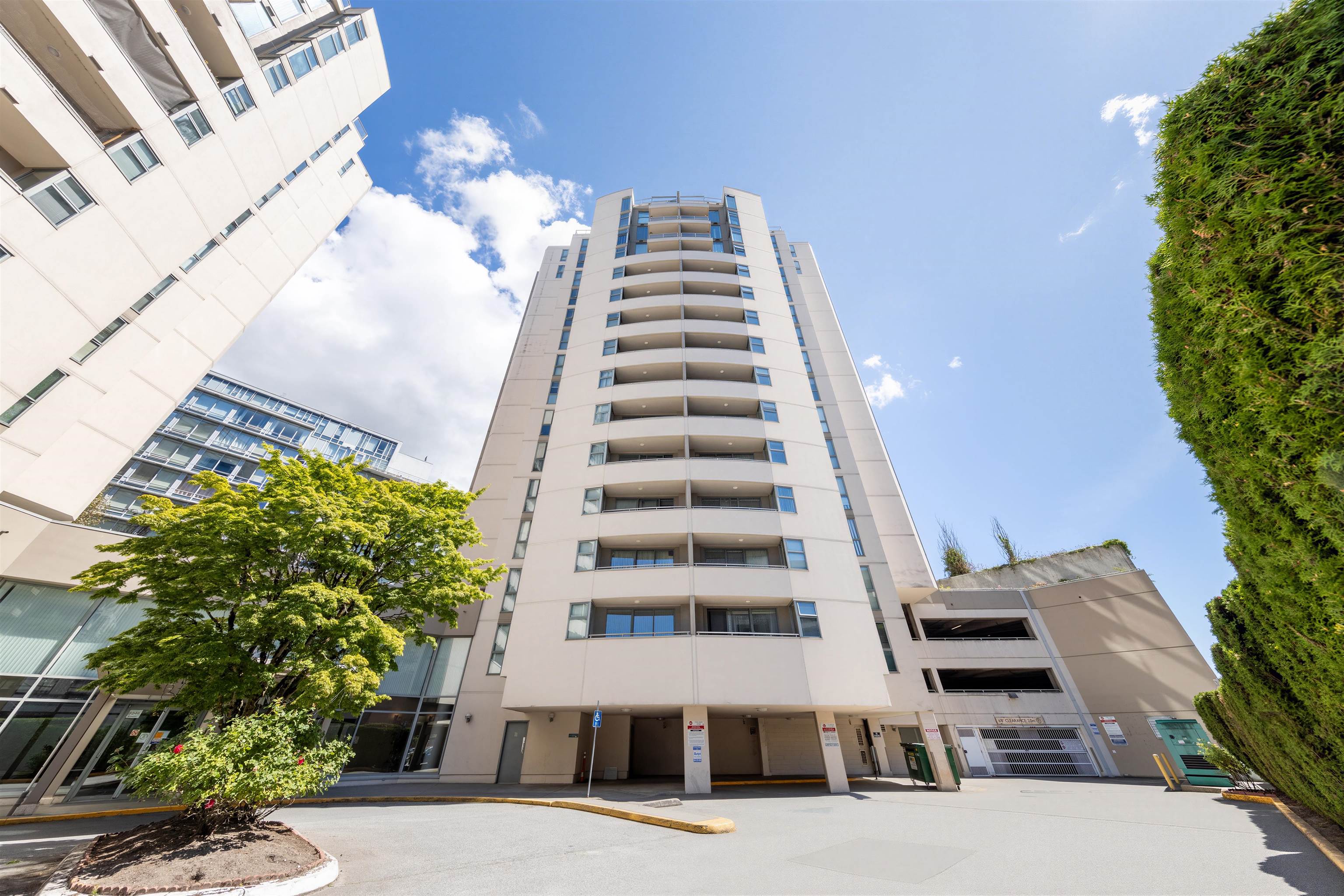 1505 8248 LANSDOWNE ROAD, R3158847, BC,