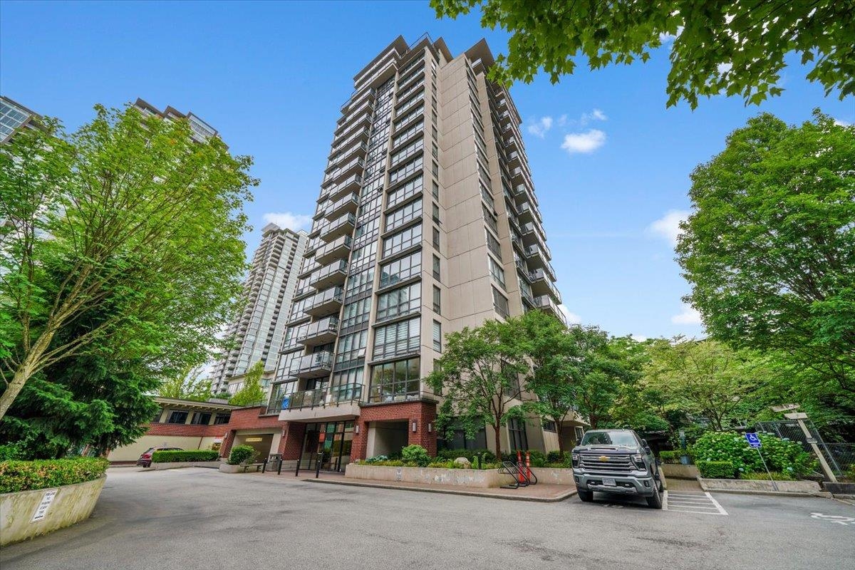 1804 2959 GLEN DRIVE, R3158877, BC,