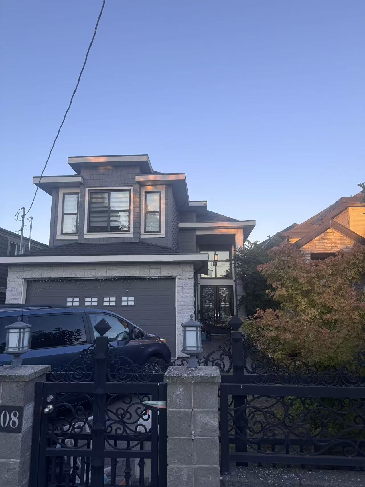 upper floor 8208 ASH STREET, R3158918, BC,