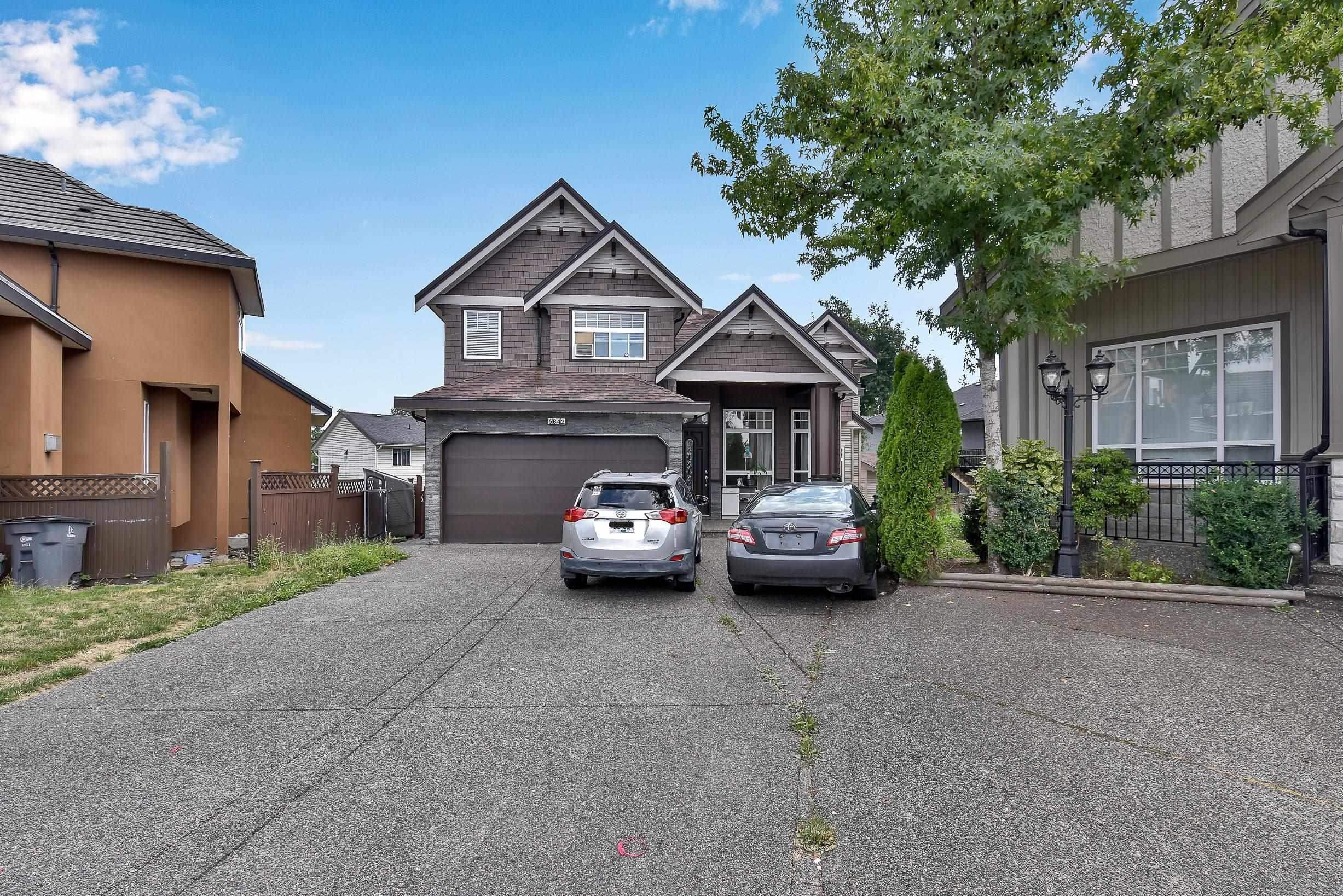 6842 131 STREET, Surrey BC V3W 1R8, R3158936, BC,
