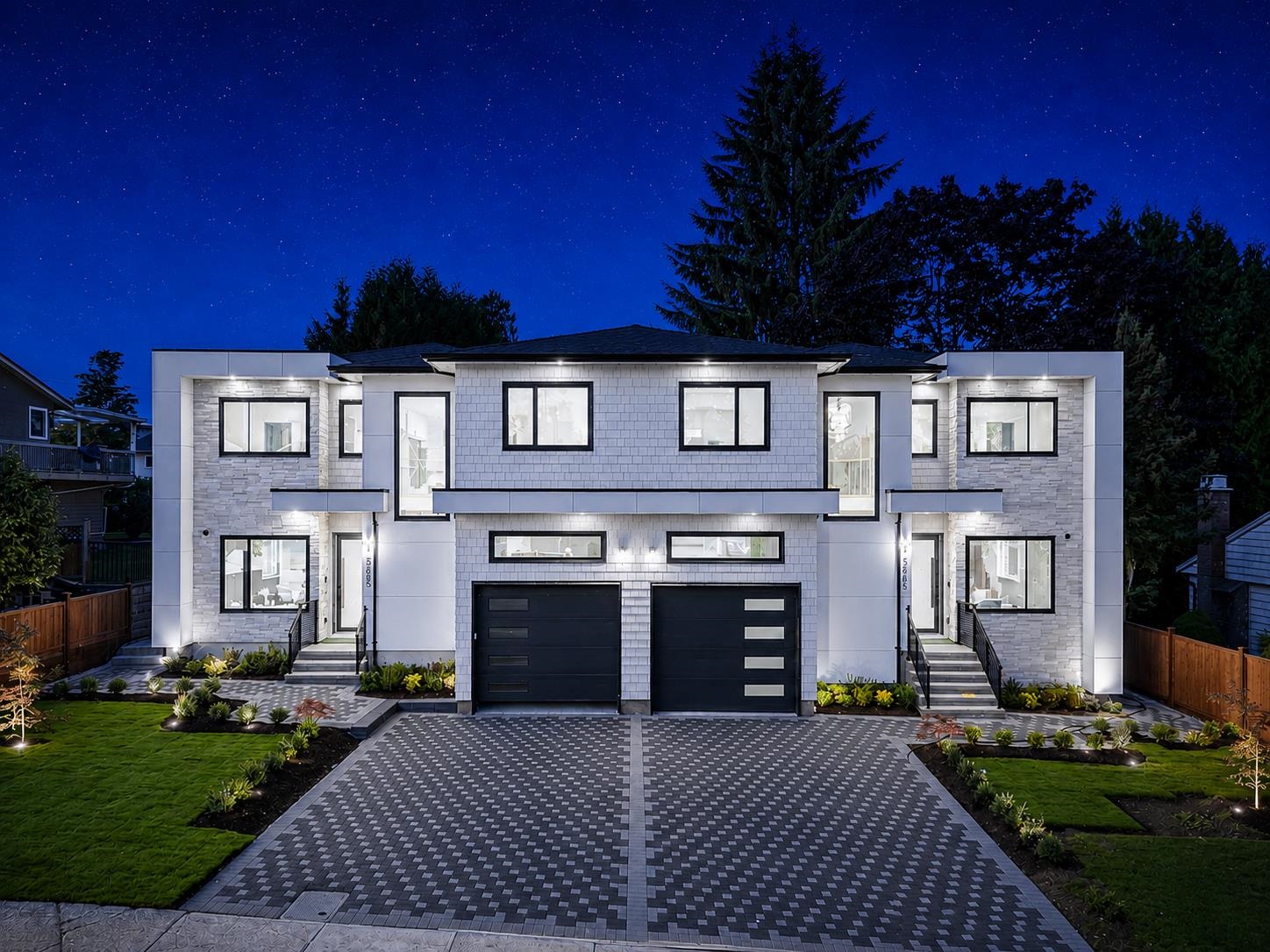 1 5685 FOREST STREET, R3159054, BC,