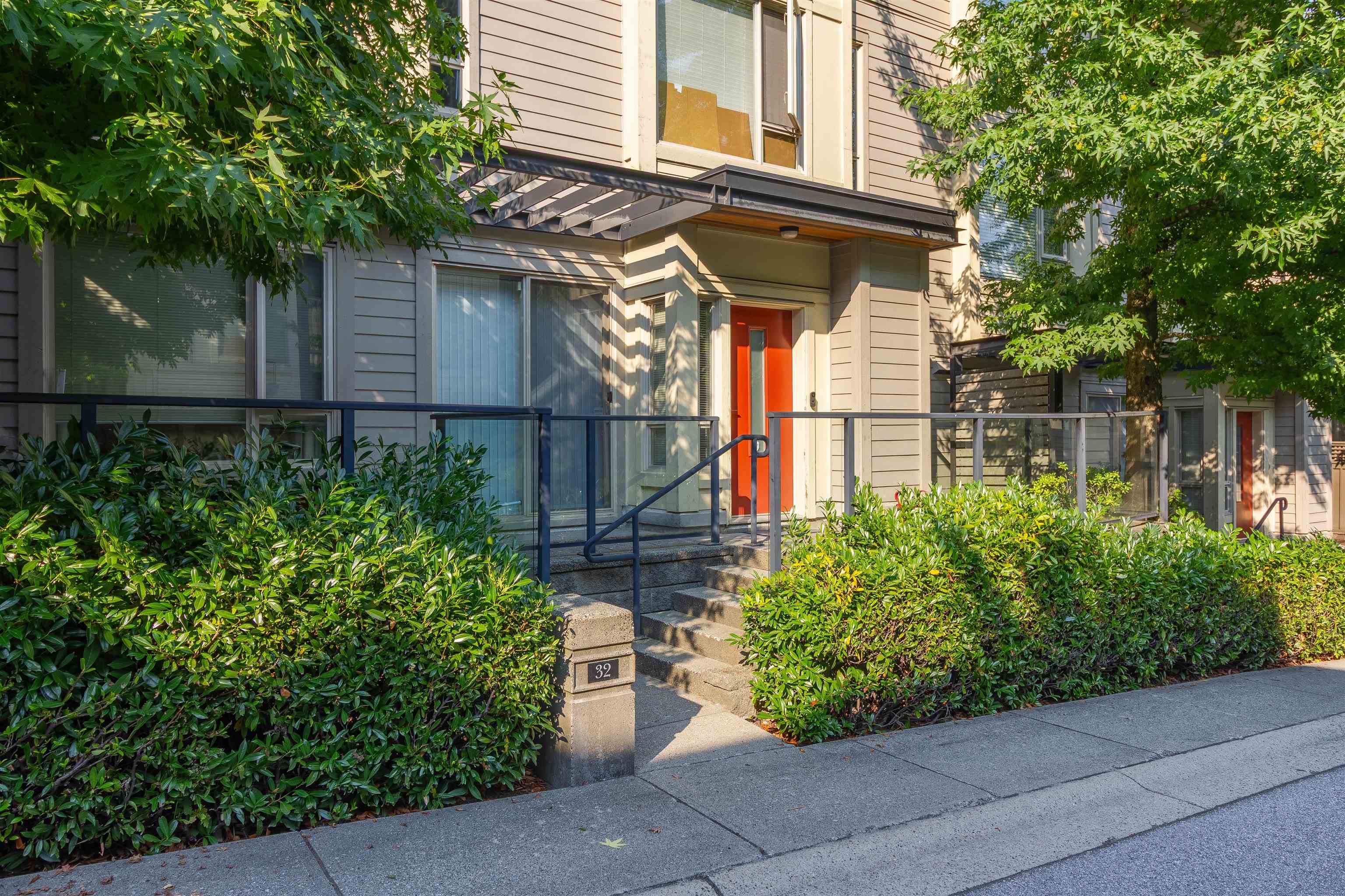 32 9229 UNIVERSITY CRESCENT, R3159091, BC,