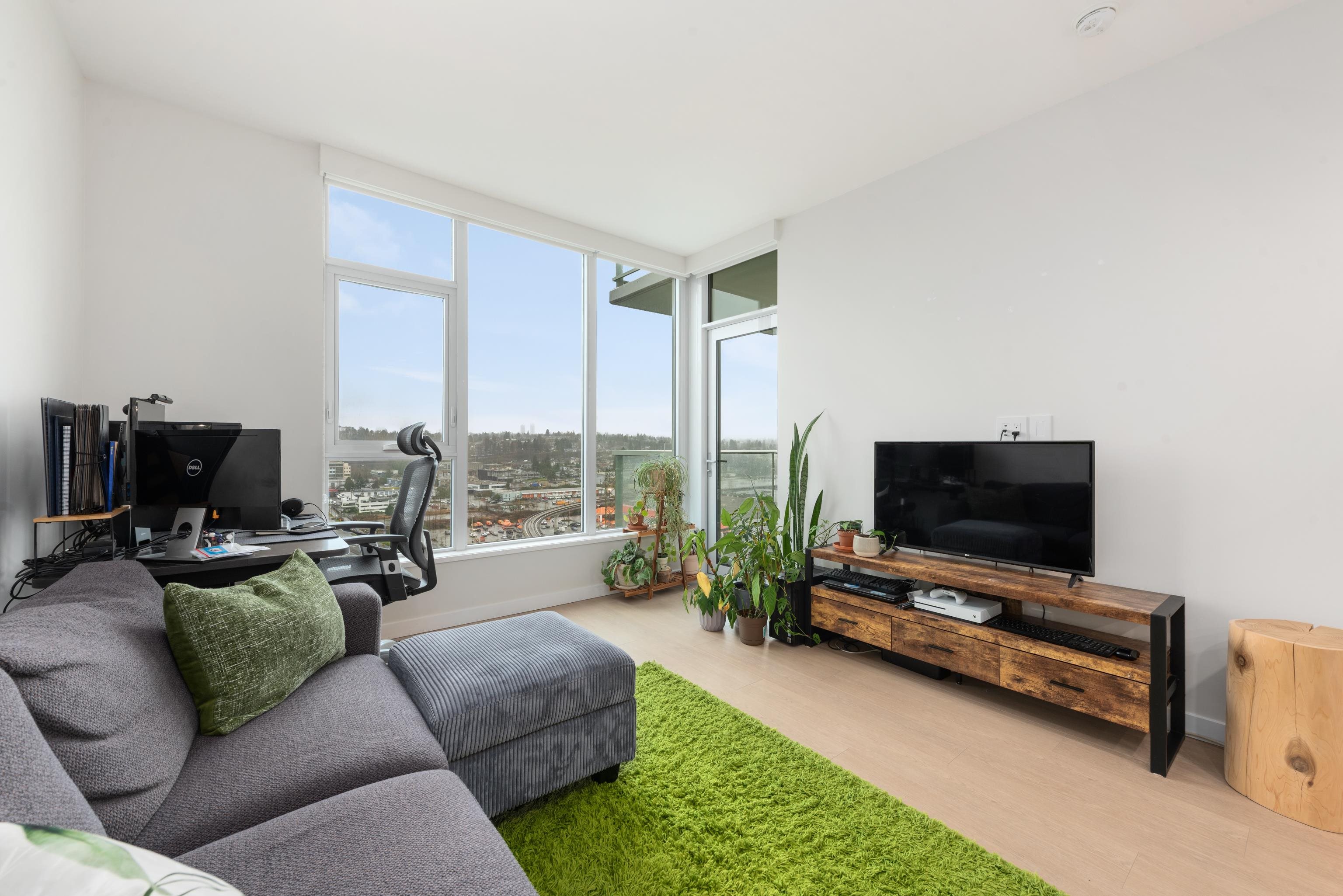 1301 2186 GILMORE AVENUE, R3159097, BC,