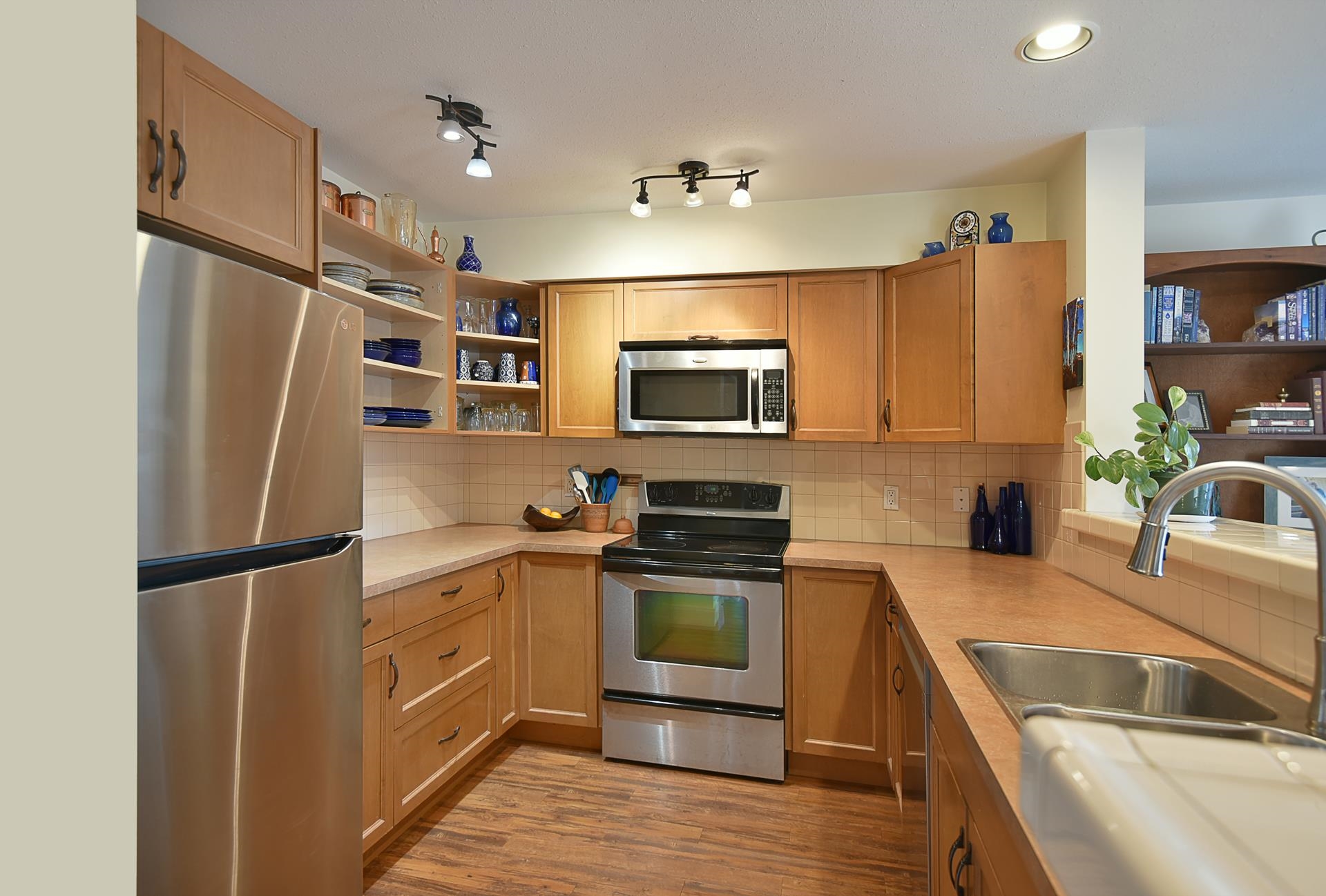 303 5711 EBBTIDE STREET, R3159156, BC,