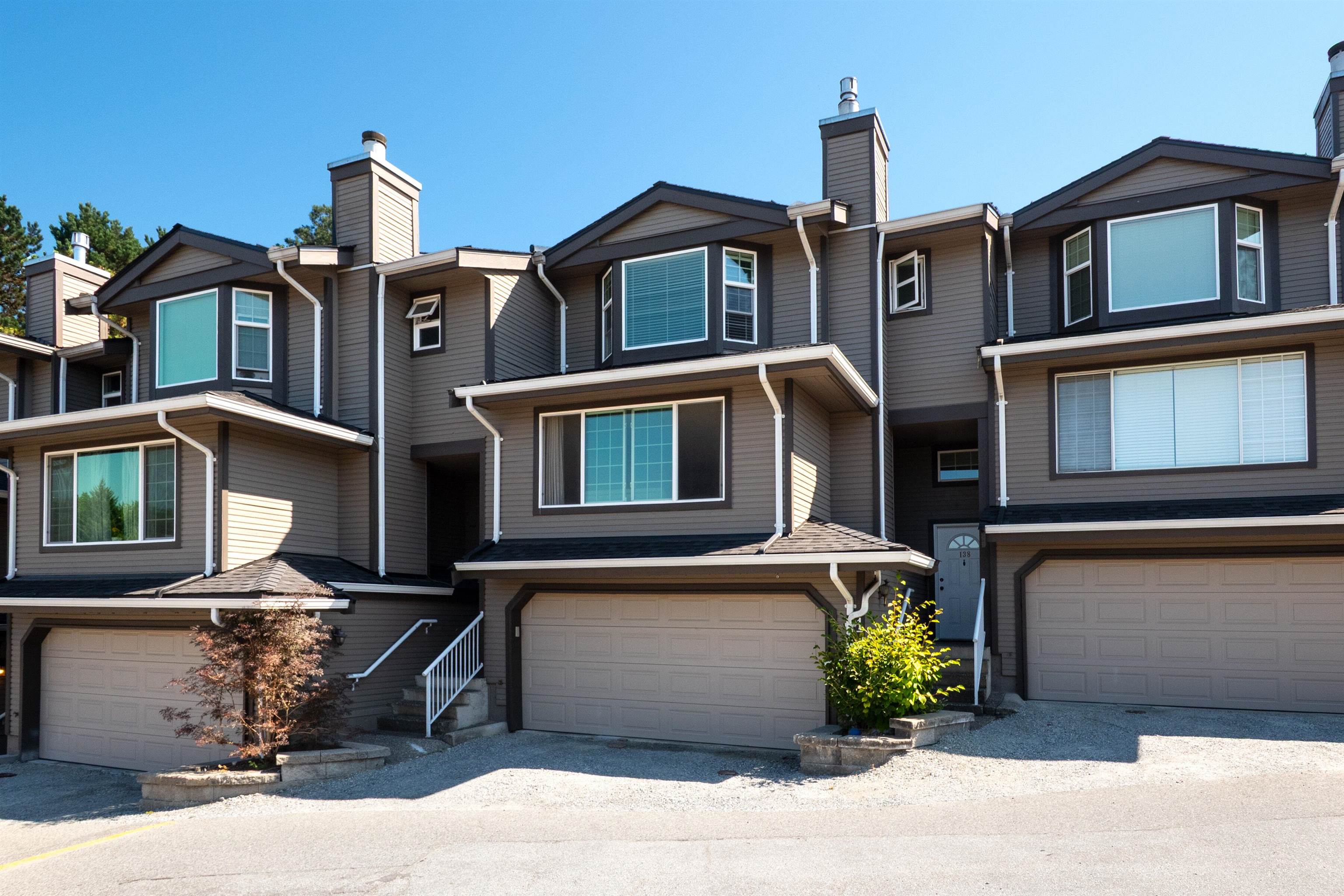 138 1140 CASTLE CRESCENT, R3159172, BC,