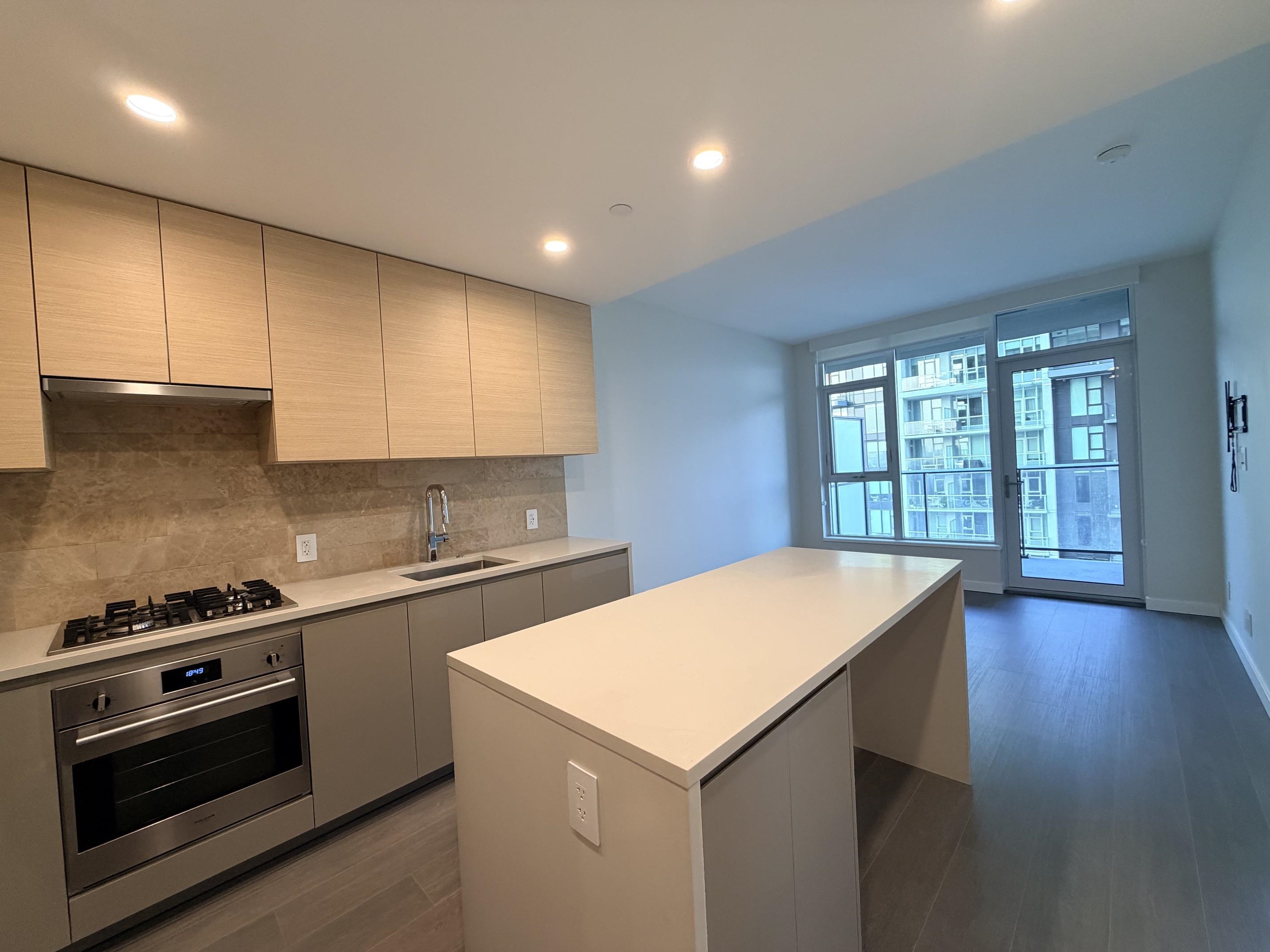 MLS® listing #R3159180 for sale located at 3903 2108 GILMORE AVENUE