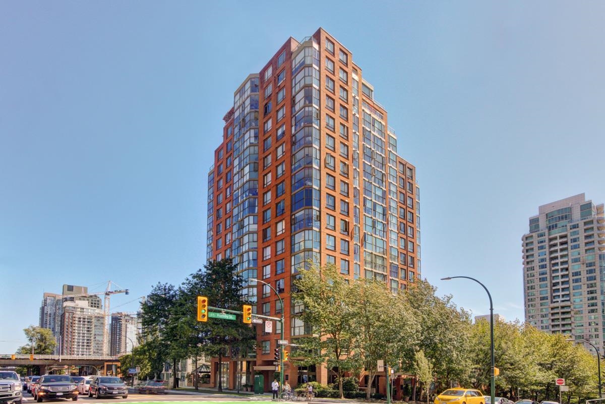 1007 888 PACIFIC STREET, R3159262, BC,