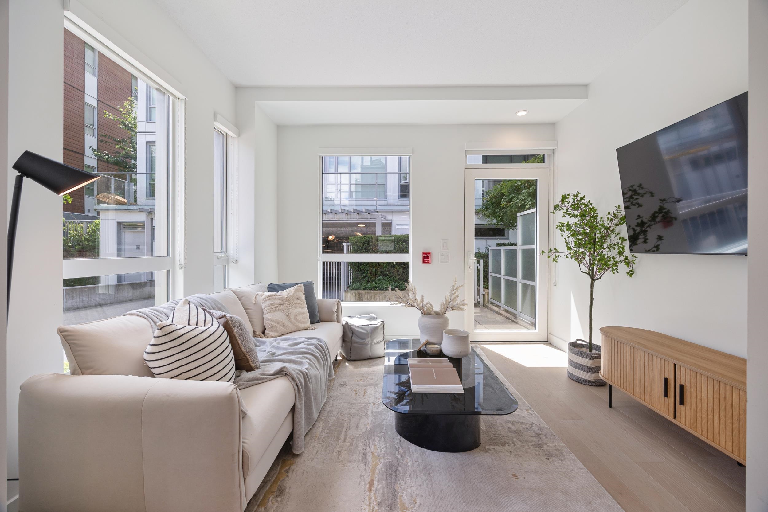 477 W KING EDWARD AVENUE, Vancouver BC V5Y 2J3, R3159274, BC,