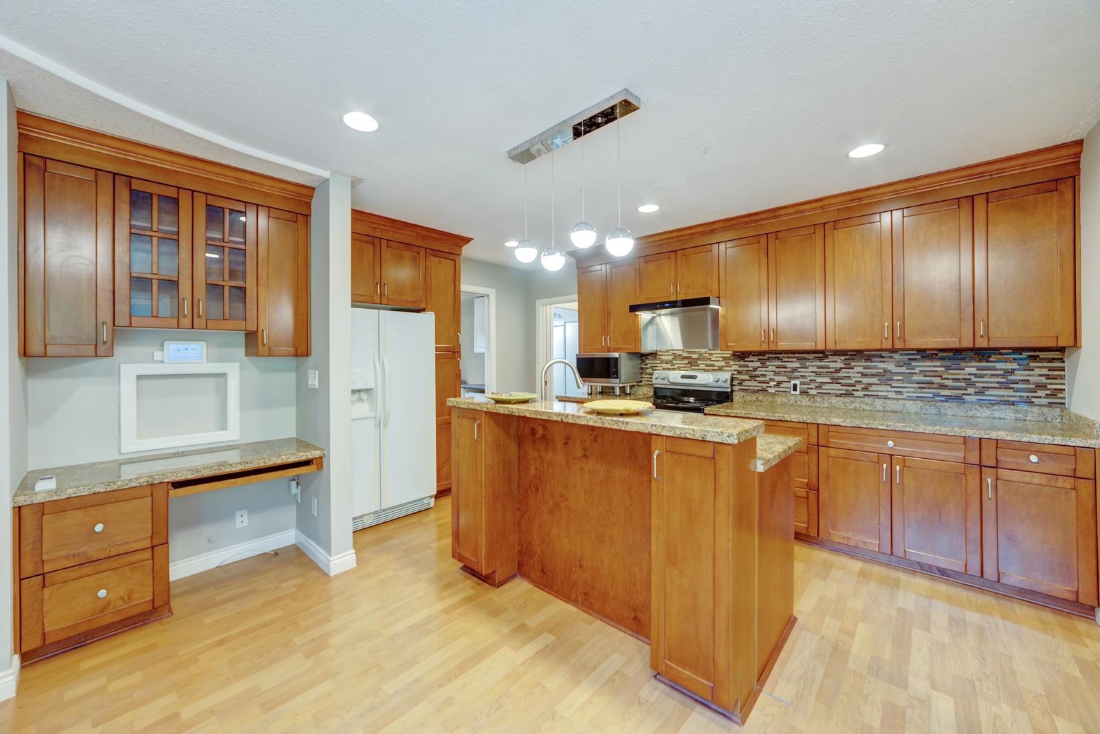 8566 109B STREET, Delta BC V4C 4H3, R3159334, BC,