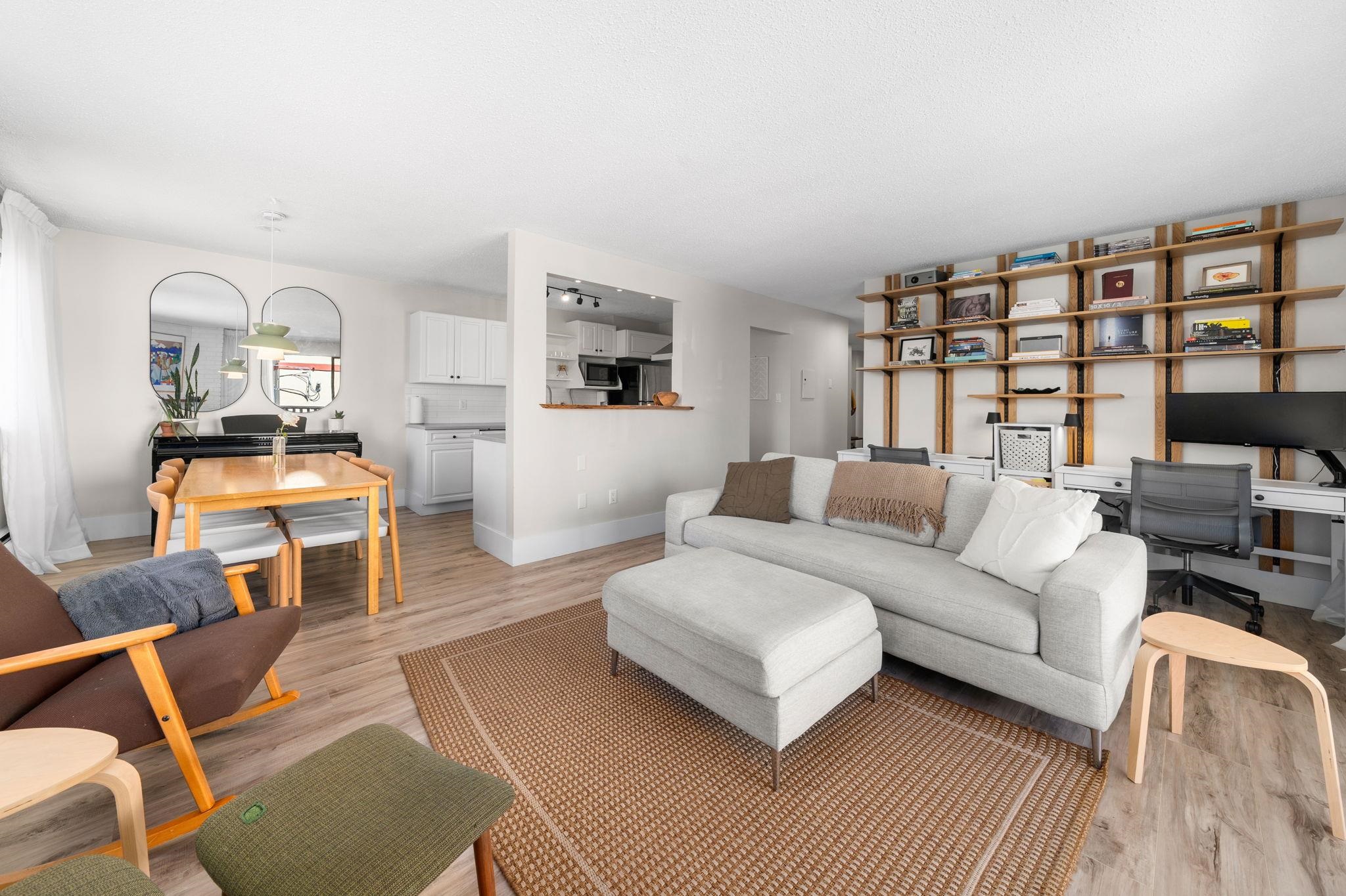 202 1610 CHESTERFIELD AVENUE, R3159397, BC,