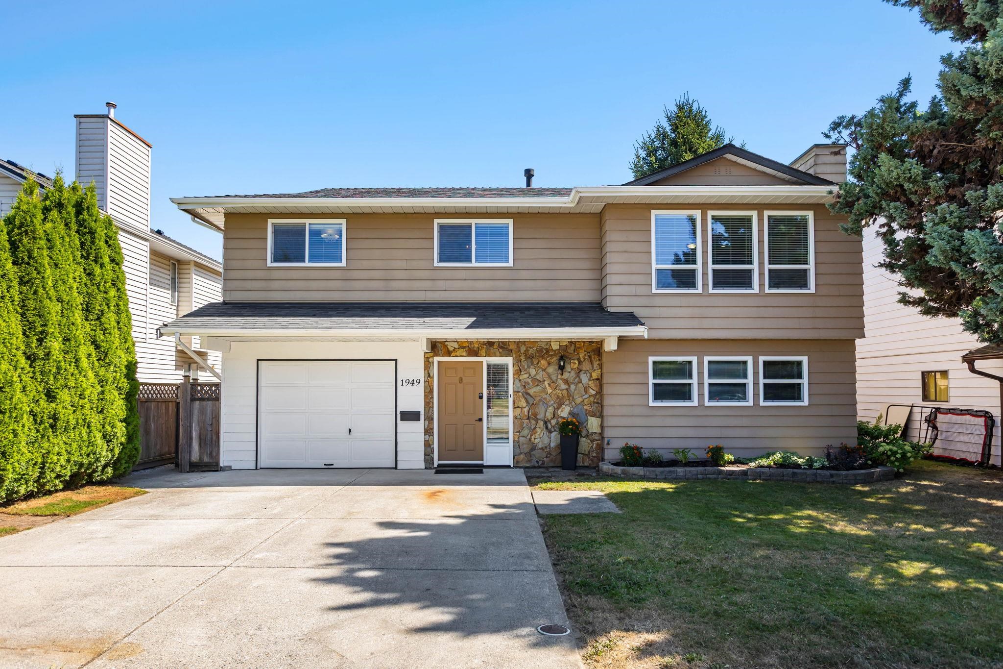 1949 TAYLOR STREET, Port Coquitlam BC V3C 4M1, R3159451, BC,