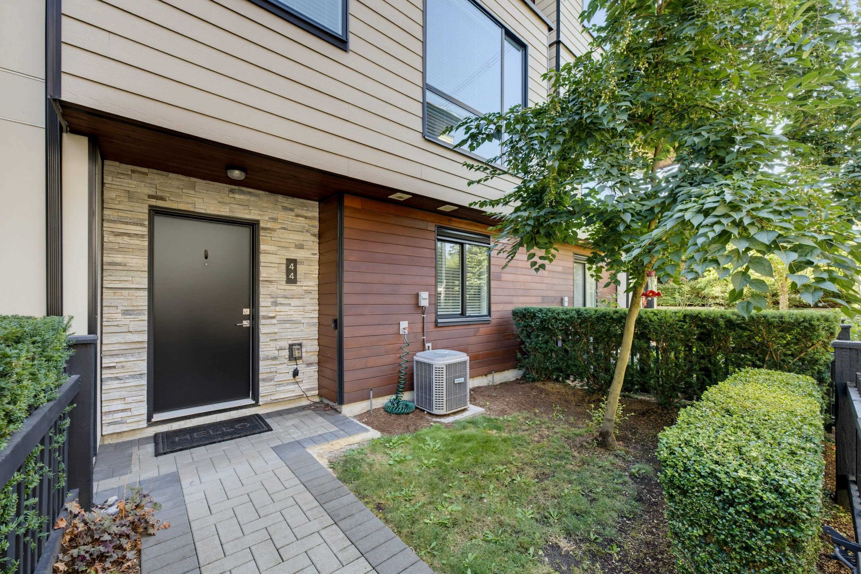 44 15688 28 AVENUE, R3159525, BC,